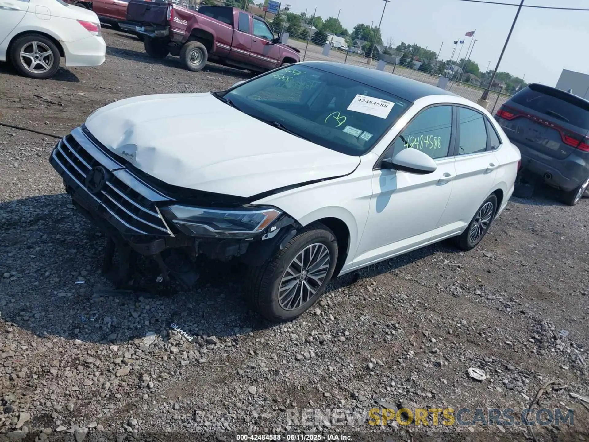 2 Photograph of a damaged car 3VWC57BU2KM182045 VOLKSWAGEN JETTA 2019