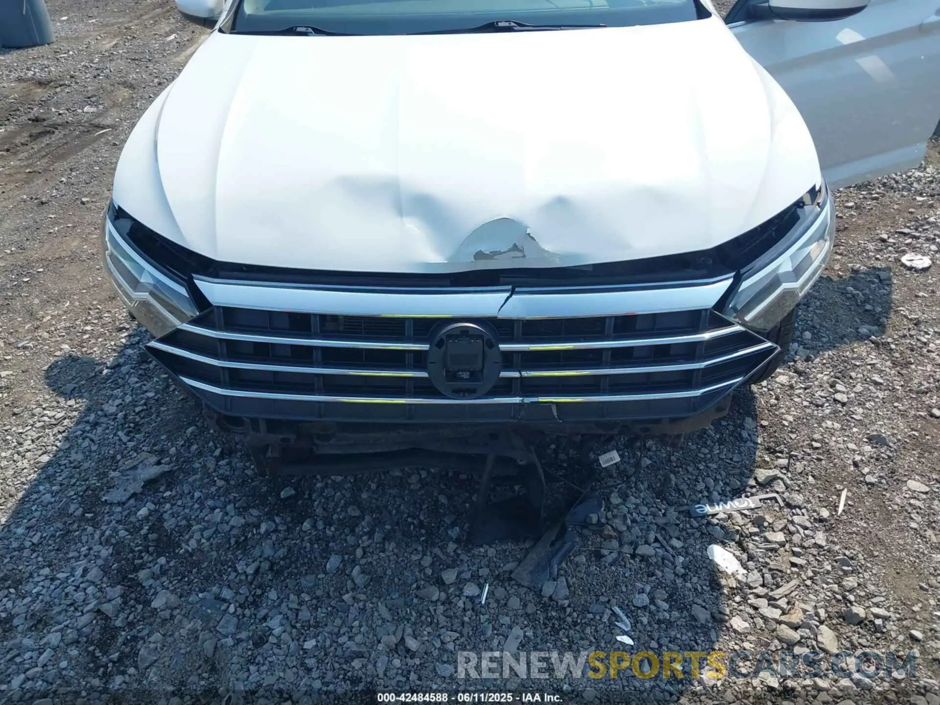 6 Photograph of a damaged car 3VWC57BU2KM182045 VOLKSWAGEN JETTA 2019