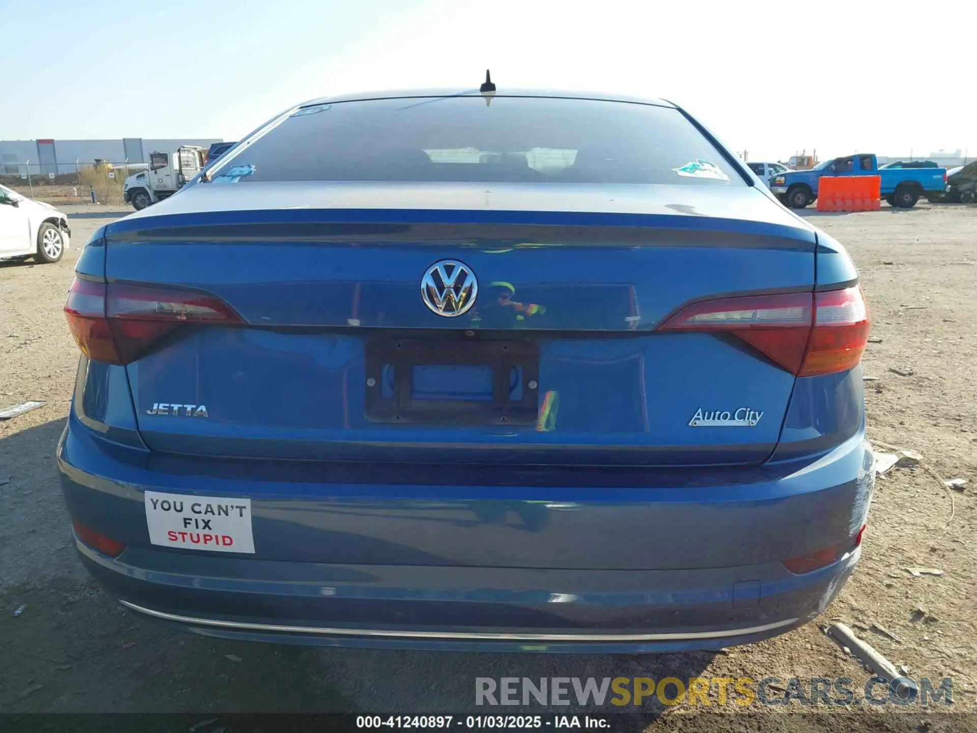 17 Photograph of a damaged car 3VWC57BU3KM040237 VOLKSWAGEN JETTA 2019