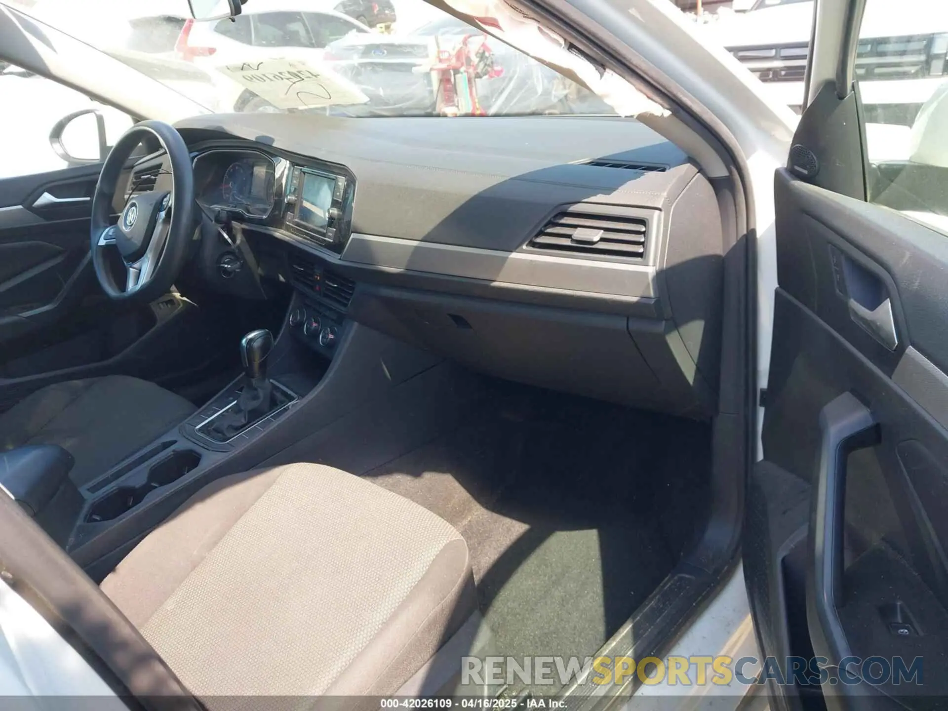 5 Photograph of a damaged car 3VWC57BU3KM062237 VOLKSWAGEN JETTA 2019