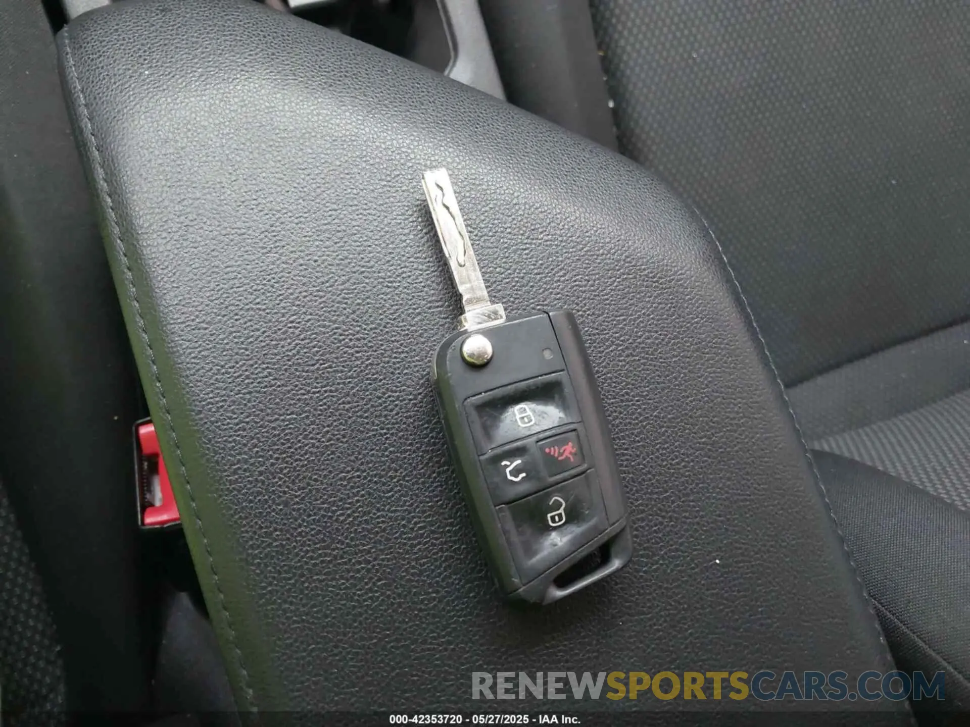 11 Photograph of a damaged car 3VWC57BU3KM067177 VOLKSWAGEN JETTA 2019