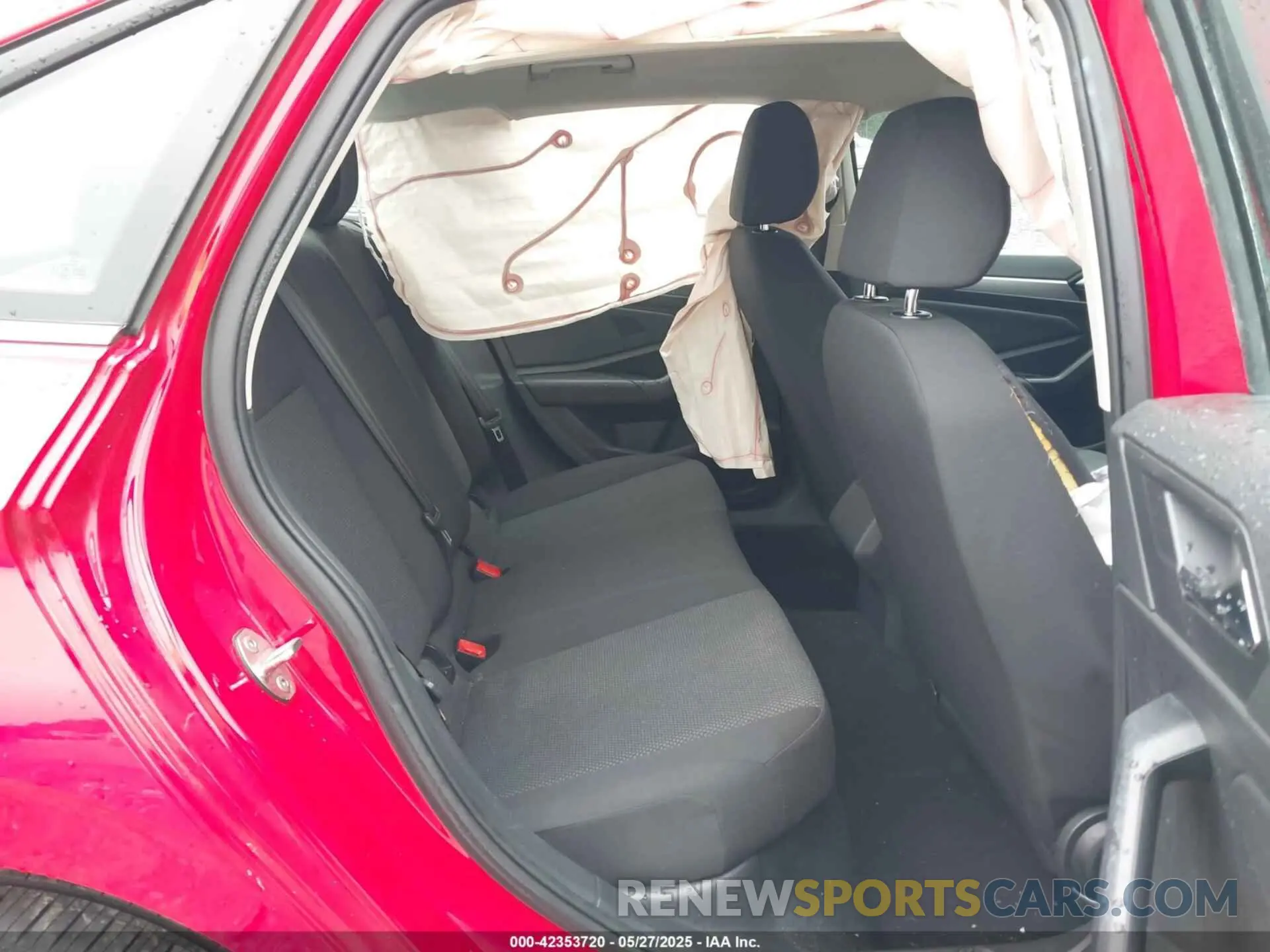 8 Photograph of a damaged car 3VWC57BU3KM067177 VOLKSWAGEN JETTA 2019