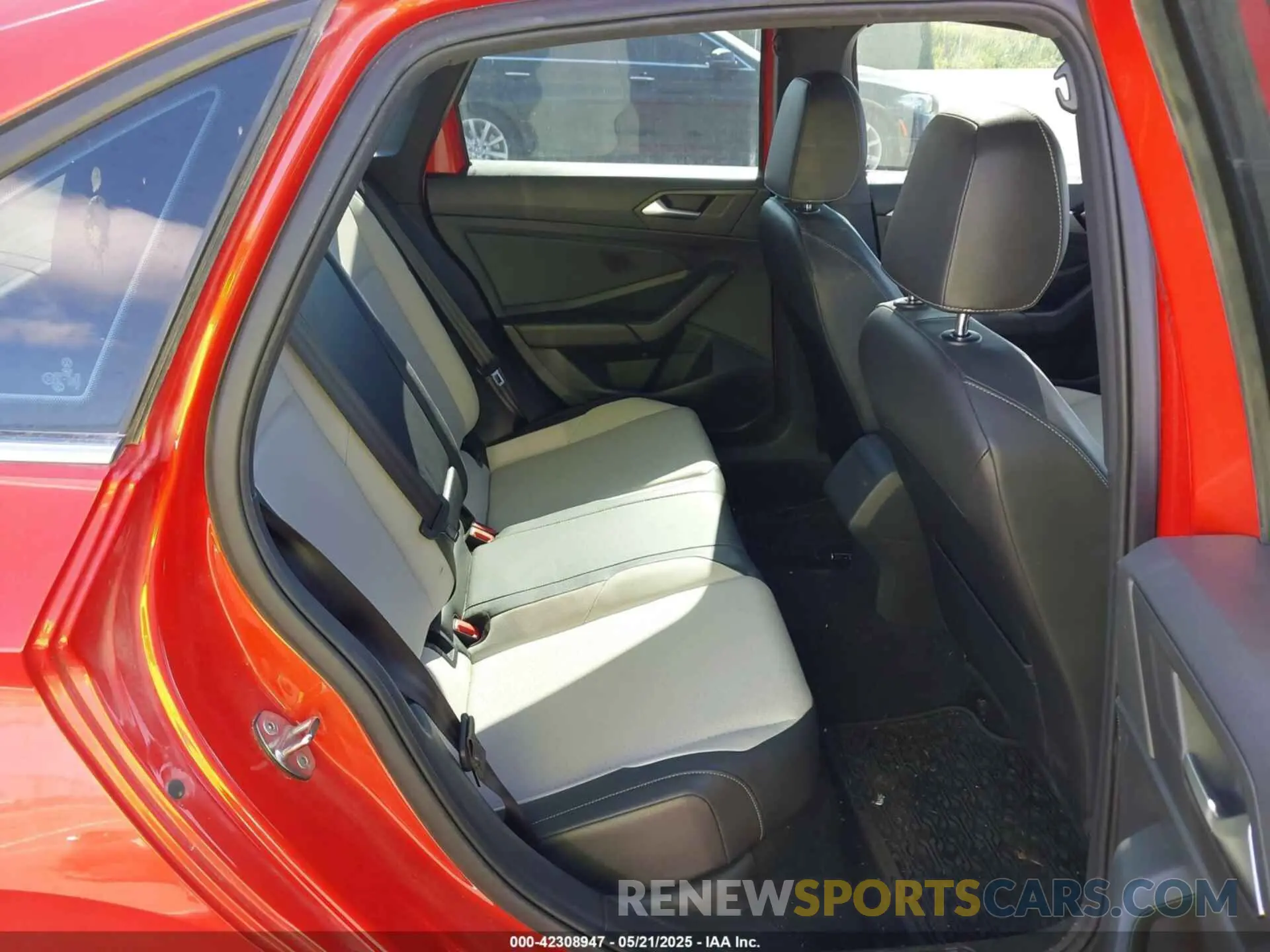 8 Photograph of a damaged car 3VWC57BU3KM068507 VOLKSWAGEN JETTA 2019