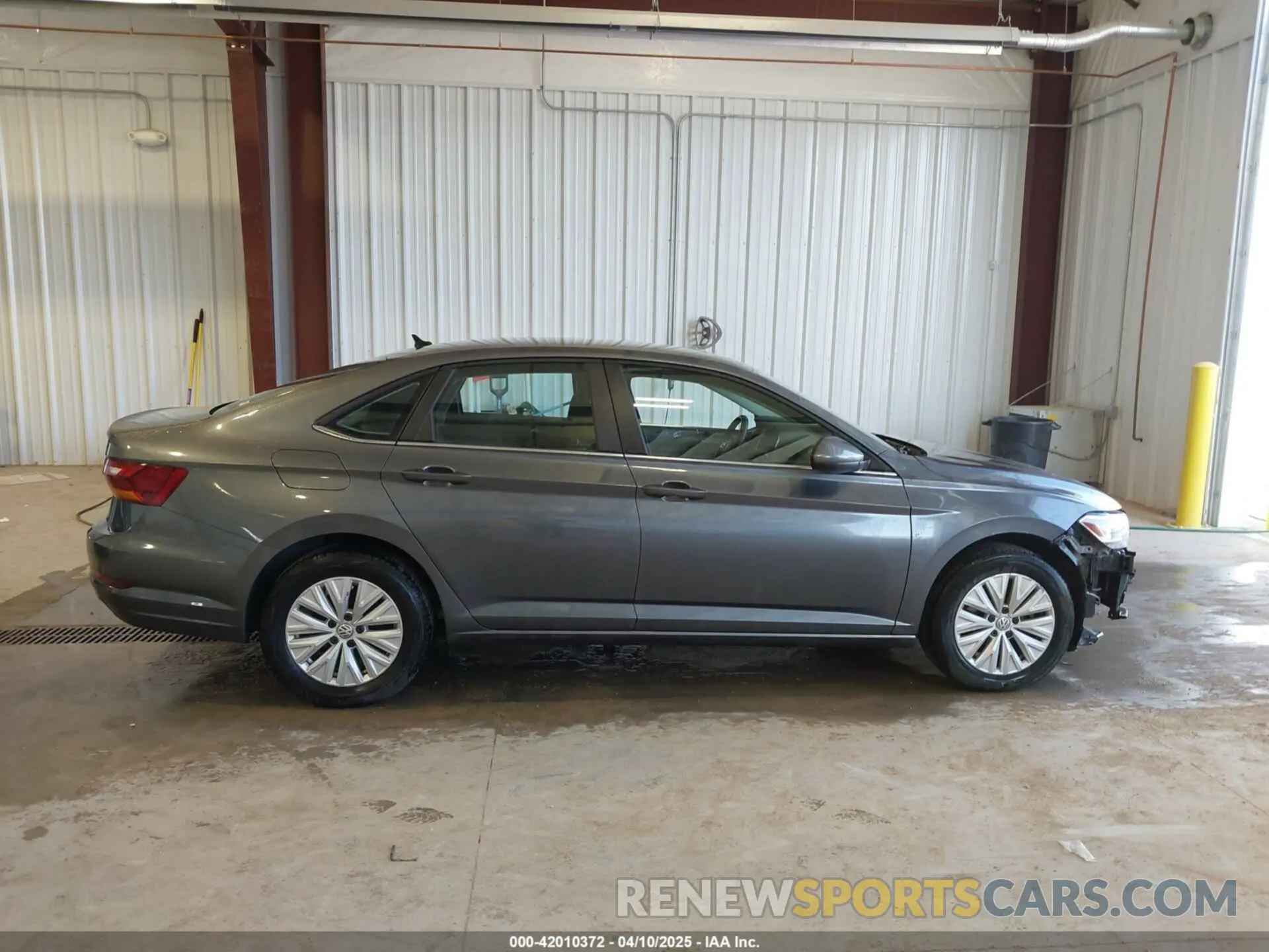14 Photograph of a damaged car 3VWC57BU3KM070838 VOLKSWAGEN JETTA 2019