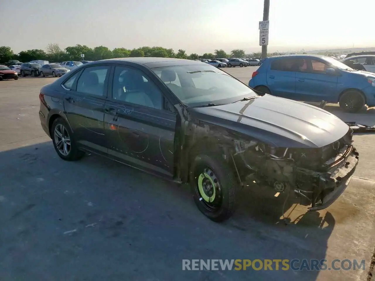 4 Photograph of a damaged car 3VWC57BU3KM097988 VOLKSWAGEN JETTA 2019