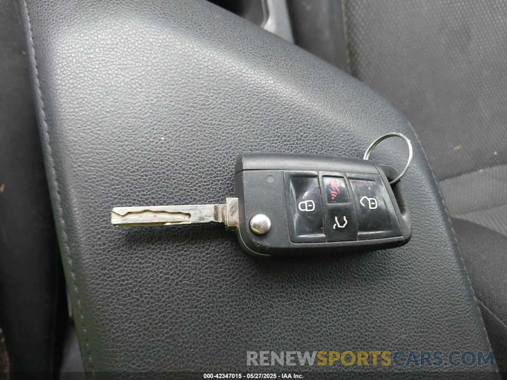11 Photograph of a damaged car 3VWC57BU3KM142024 VOLKSWAGEN JETTA 2019