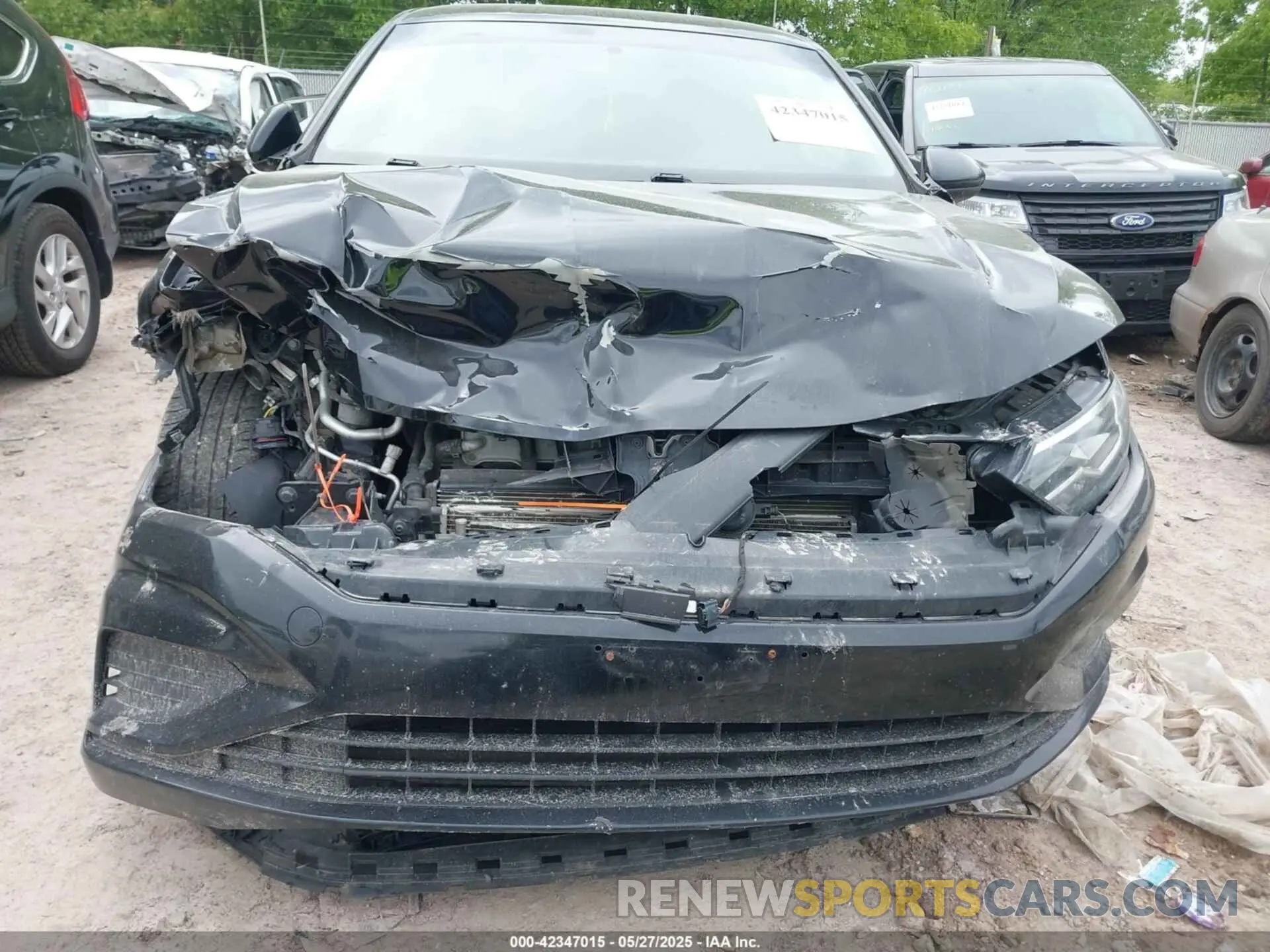12 Photograph of a damaged car 3VWC57BU3KM142024 VOLKSWAGEN JETTA 2019