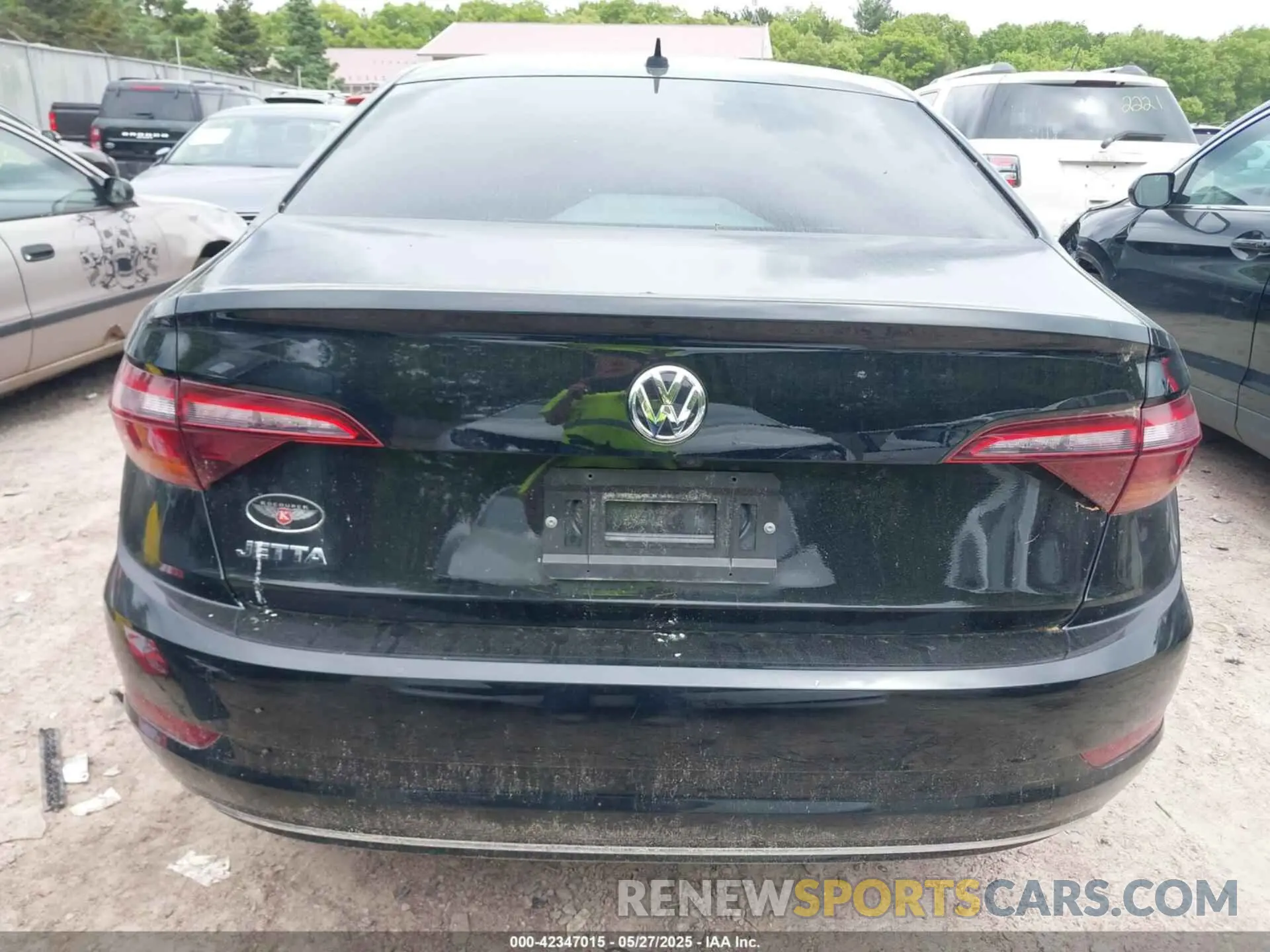 16 Photograph of a damaged car 3VWC57BU3KM142024 VOLKSWAGEN JETTA 2019