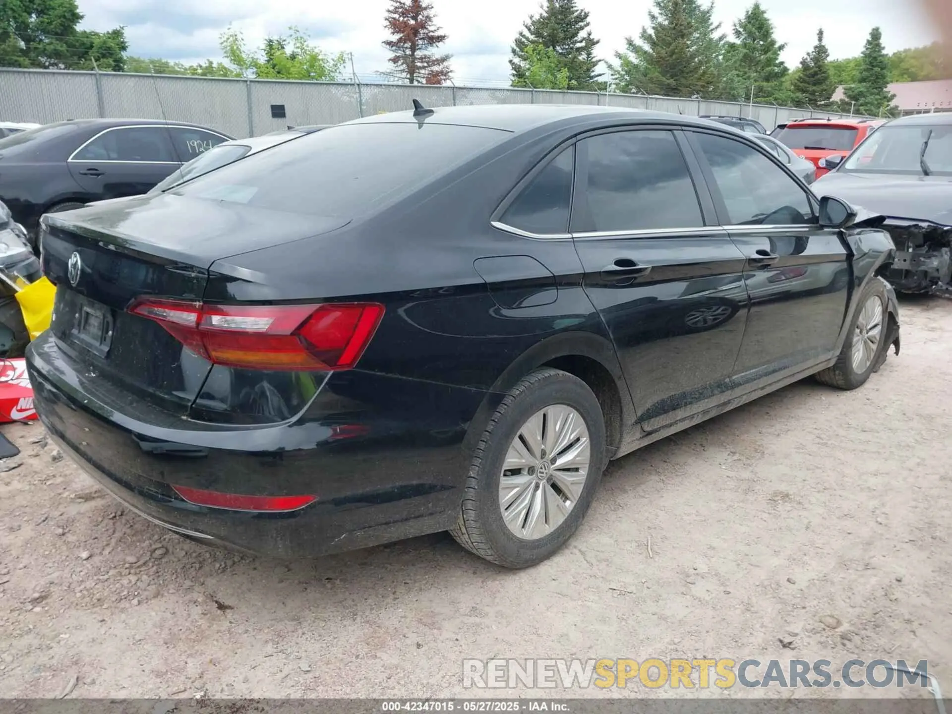 4 Photograph of a damaged car 3VWC57BU3KM142024 VOLKSWAGEN JETTA 2019