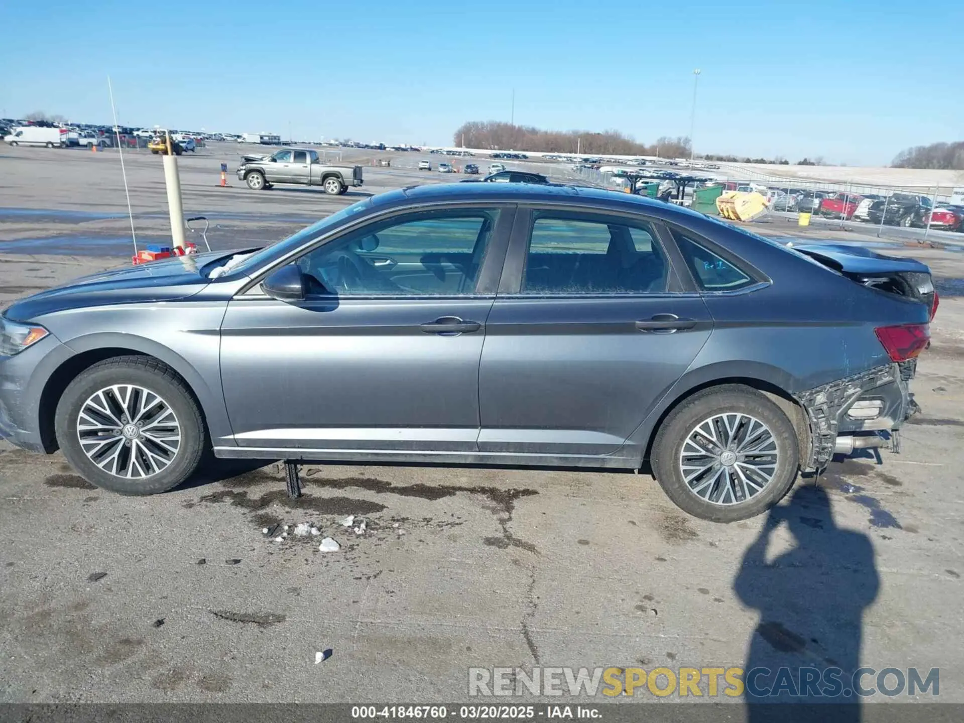 14 Photograph of a damaged car 3VWC57BU3KM161415 VOLKSWAGEN JETTA 2019