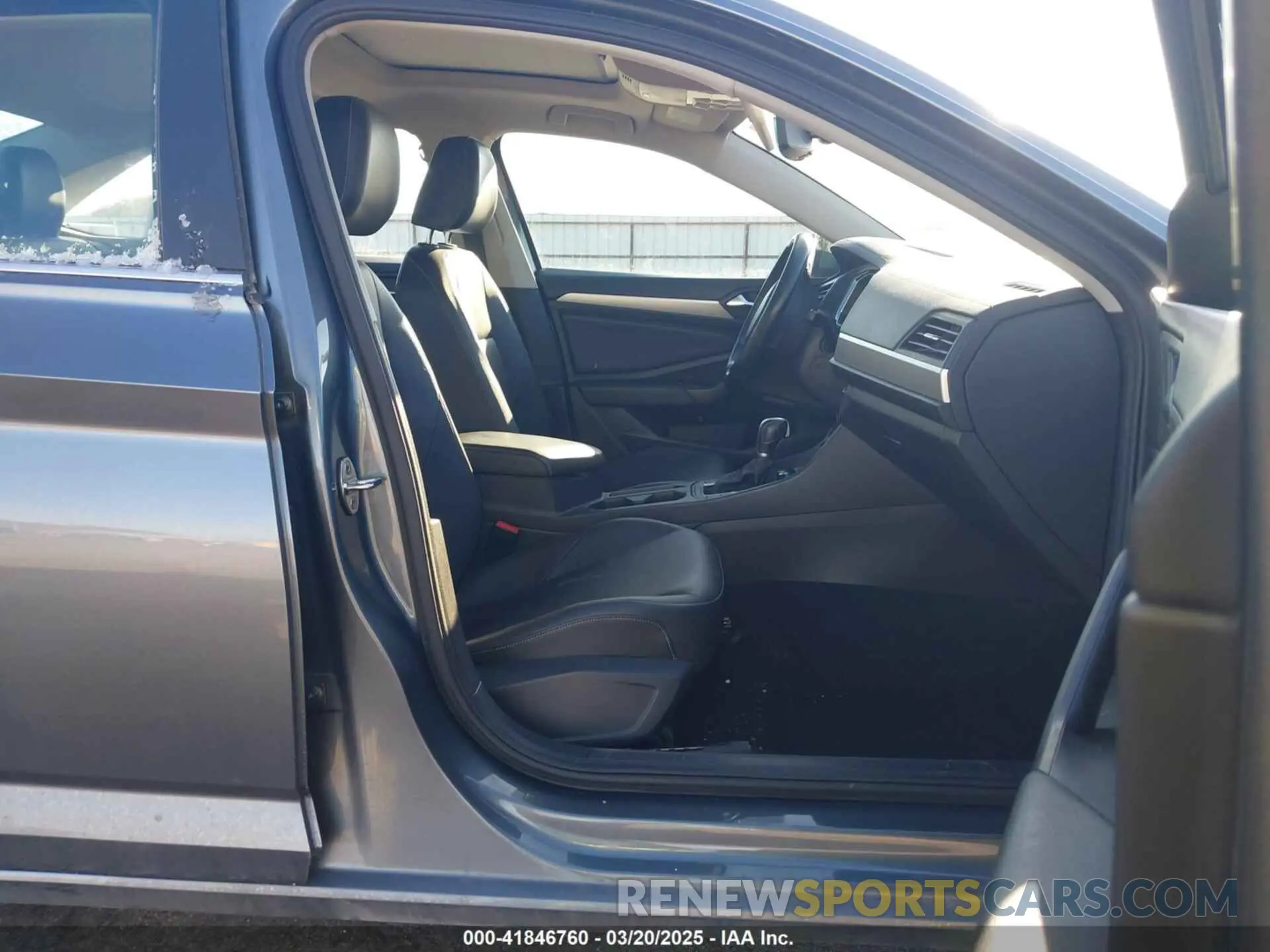 5 Photograph of a damaged car 3VWC57BU3KM161415 VOLKSWAGEN JETTA 2019