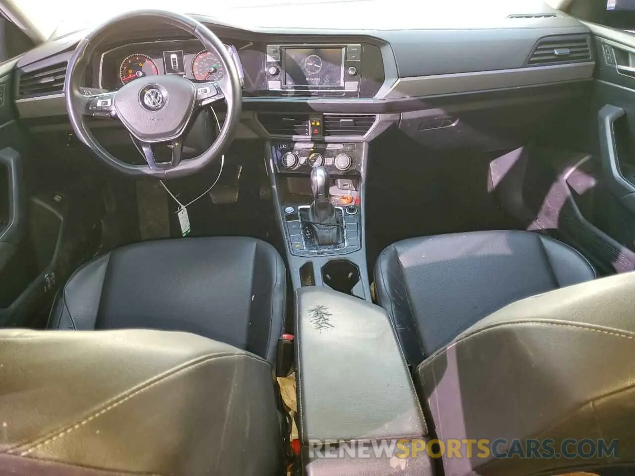 8 Photograph of a damaged car 3VWC57BU3KM164119 VOLKSWAGEN JETTA 2019