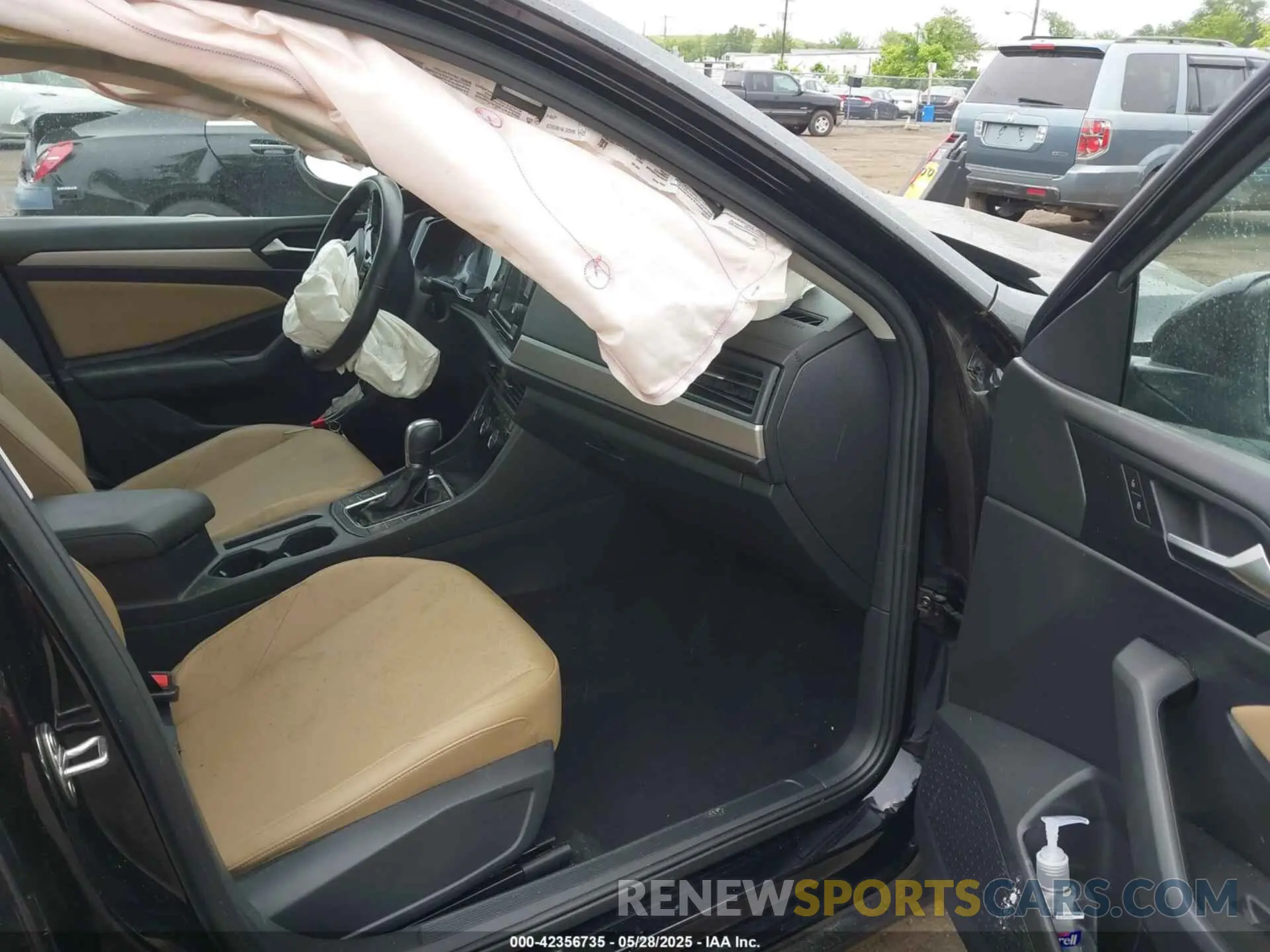 5 Photograph of a damaged car 3VWC57BU3KM212685 VOLKSWAGEN JETTA 2019
