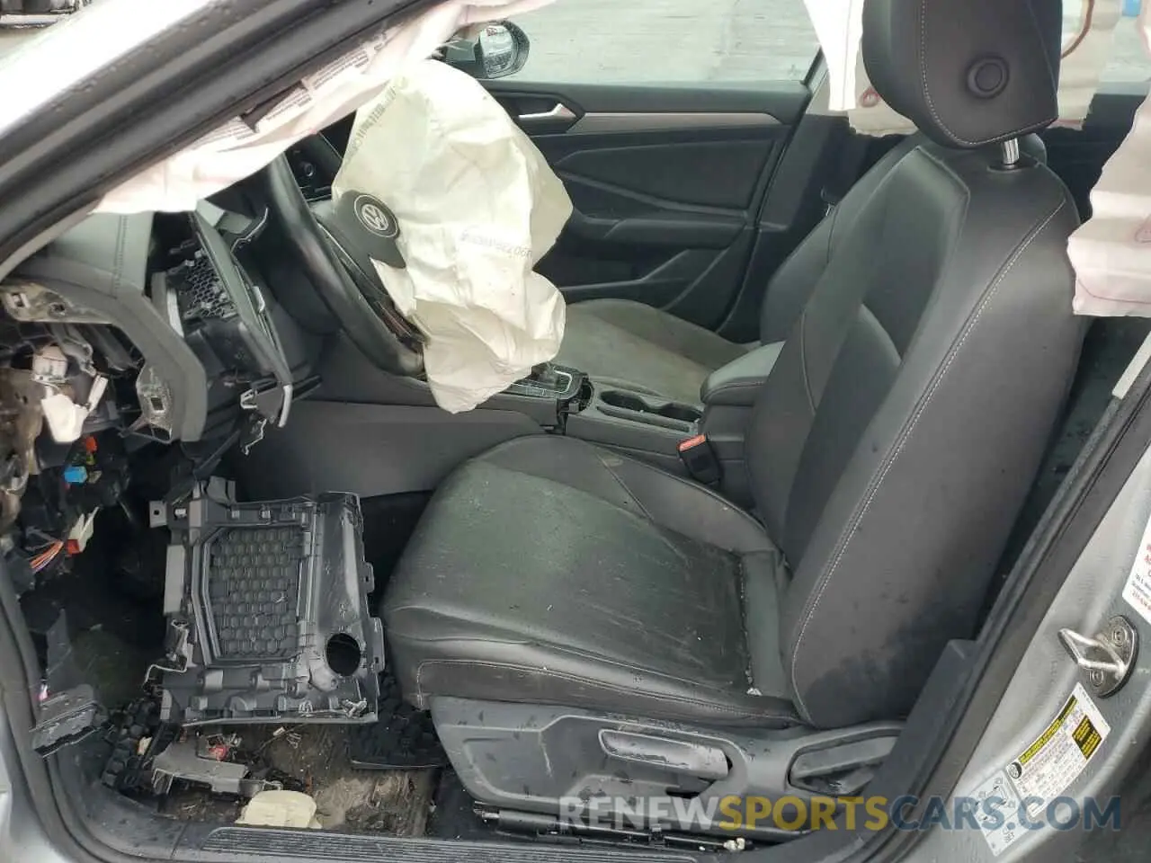 7 Photograph of a damaged car 3VWC57BU3KM215926 VOLKSWAGEN JETTA 2019