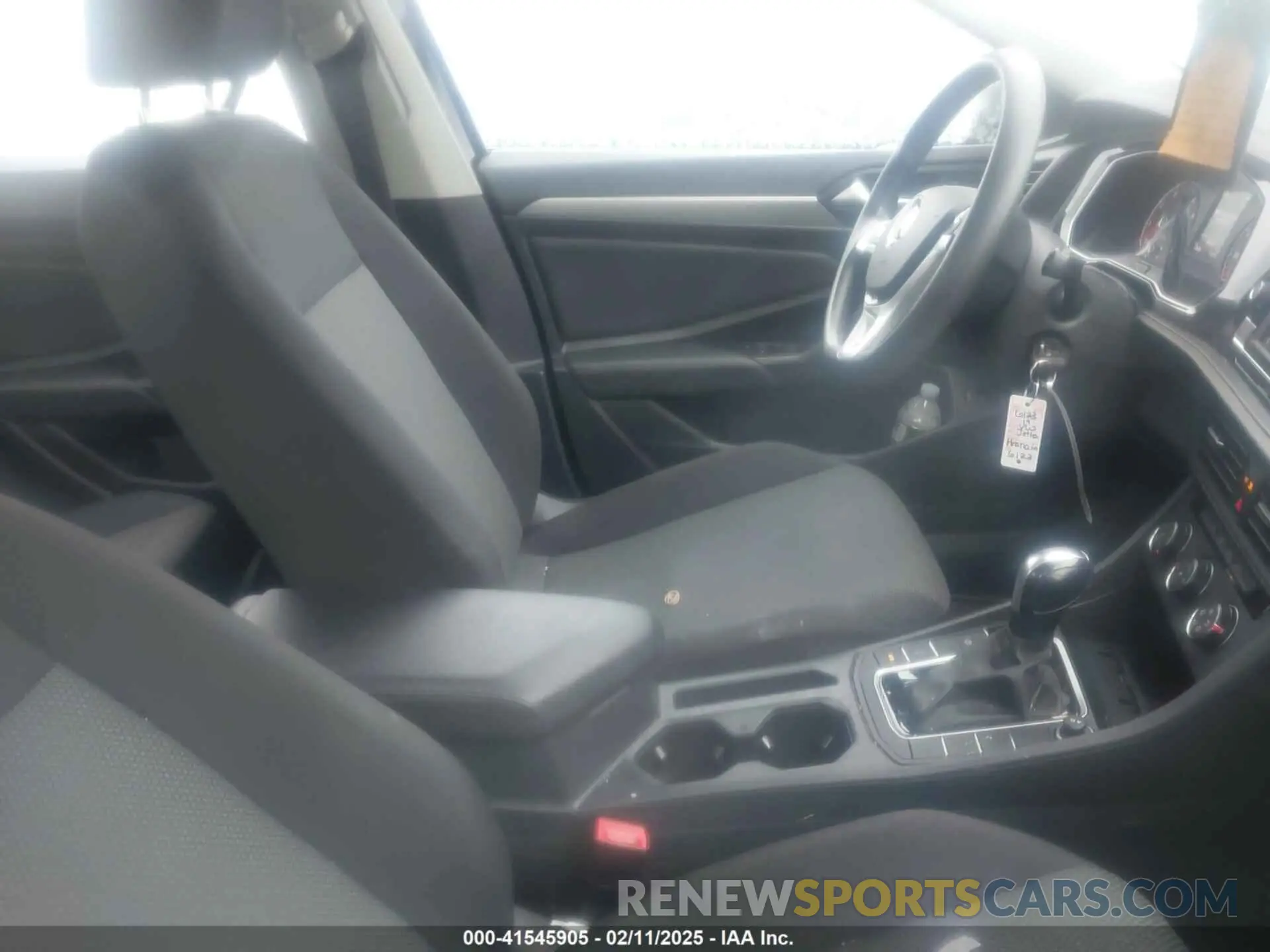 5 Photograph of a damaged car 3VWC57BU3KM224013 VOLKSWAGEN JETTA 2019