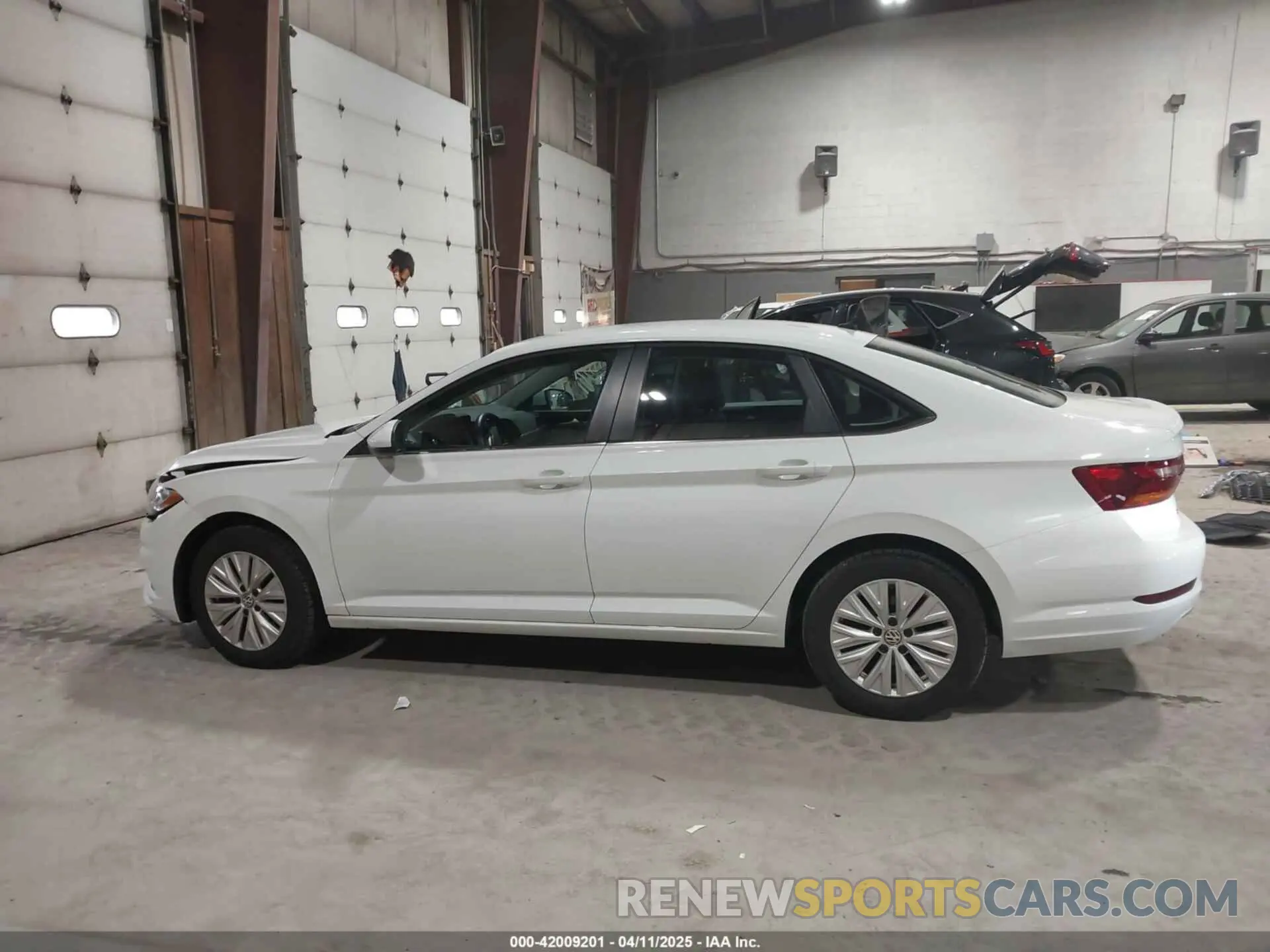 14 Photograph of a damaged car 3VWC57BU3KM226411 VOLKSWAGEN JETTA 2019