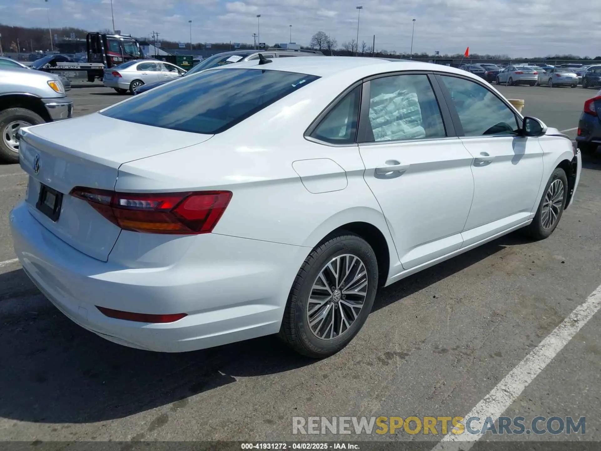 4 Photograph of a damaged car 3VWC57BU3KM249896 VOLKSWAGEN JETTA 2019