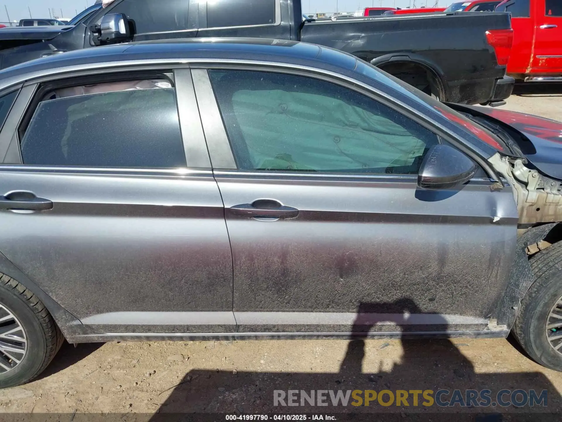13 Photograph of a damaged car 3VWC57BU3KM269078 VOLKSWAGEN JETTA 2019