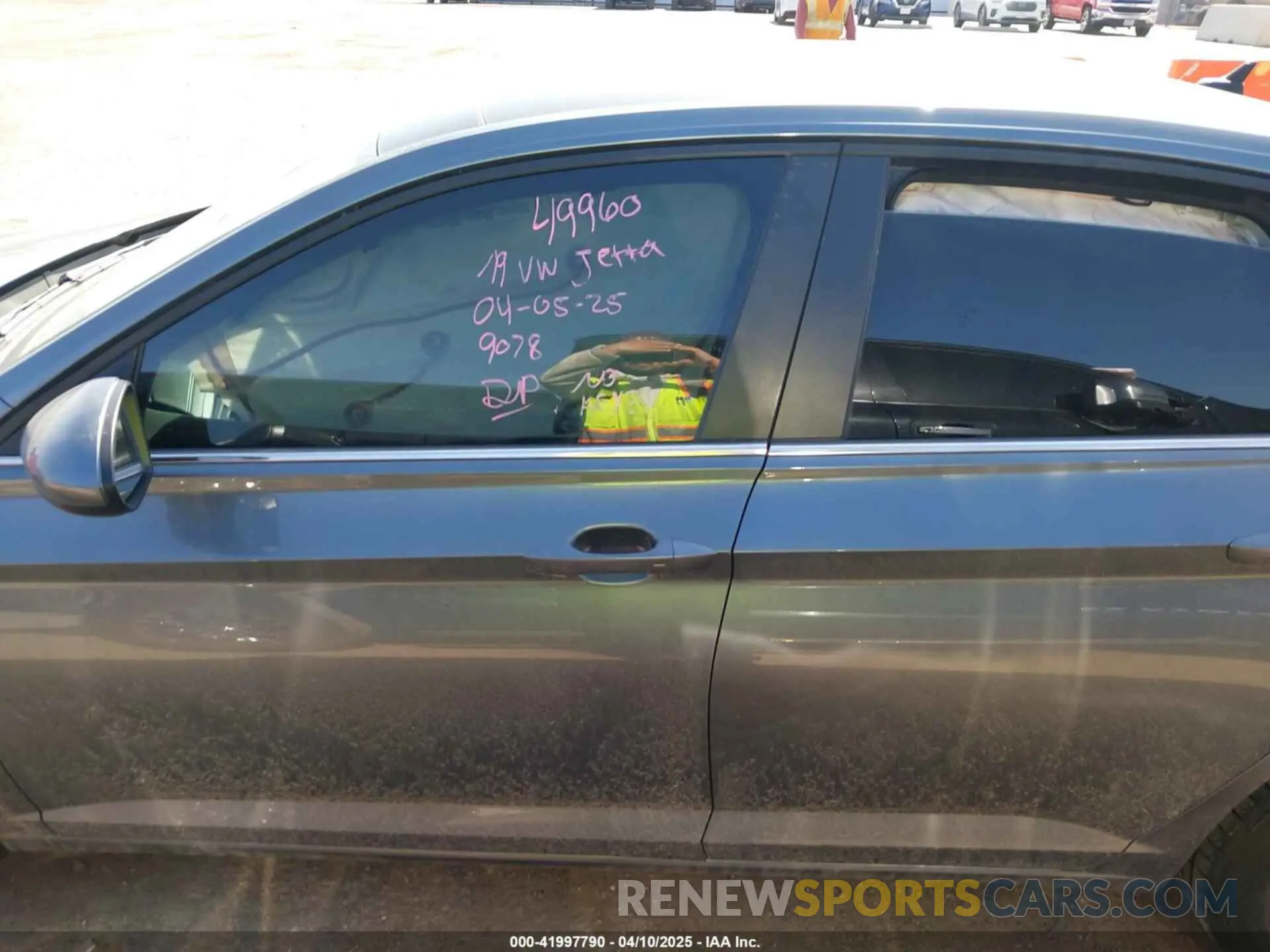 14 Photograph of a damaged car 3VWC57BU3KM269078 VOLKSWAGEN JETTA 2019