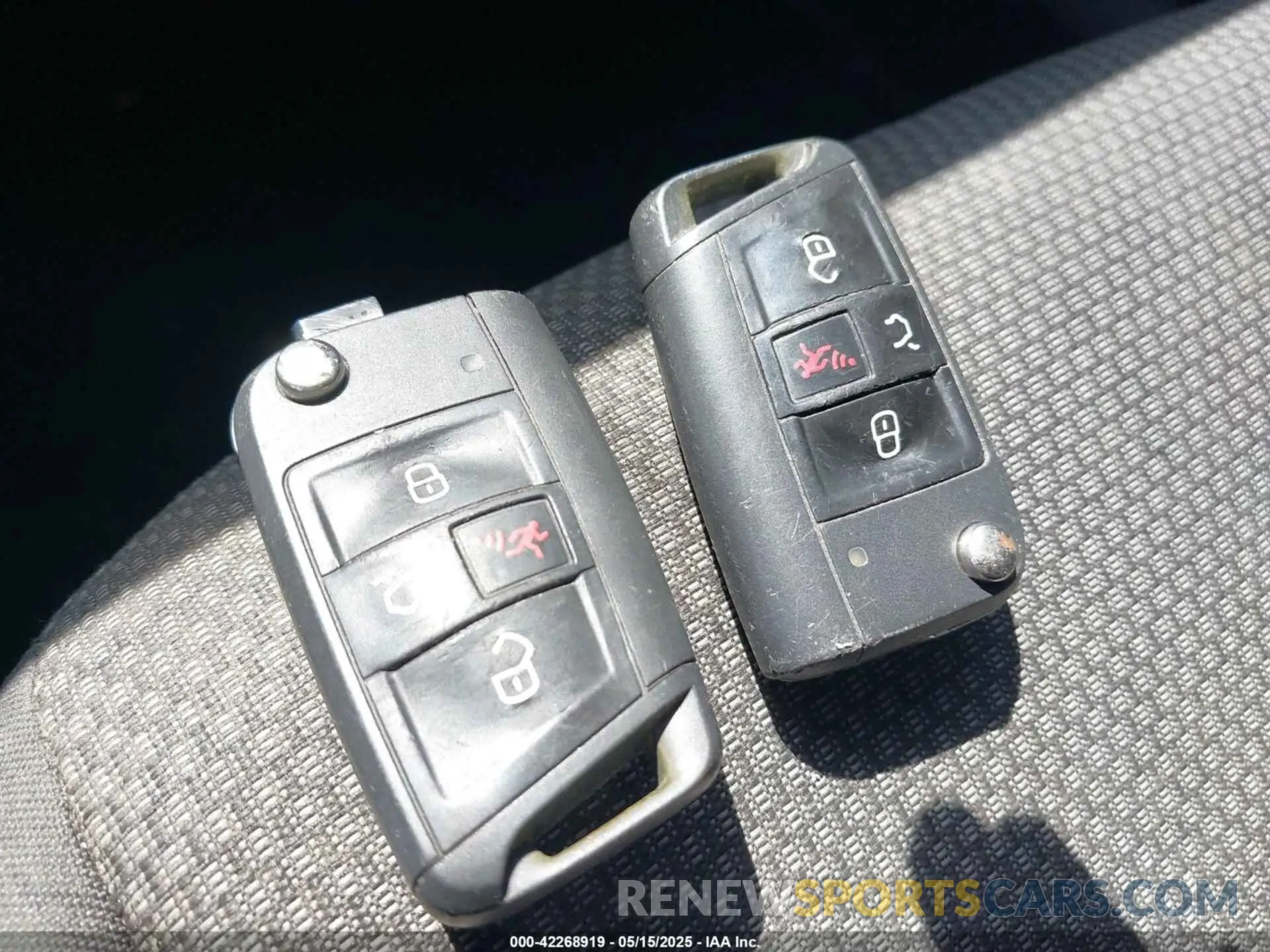 11 Photograph of a damaged car 3VWC57BU3KM273289 VOLKSWAGEN JETTA 2019