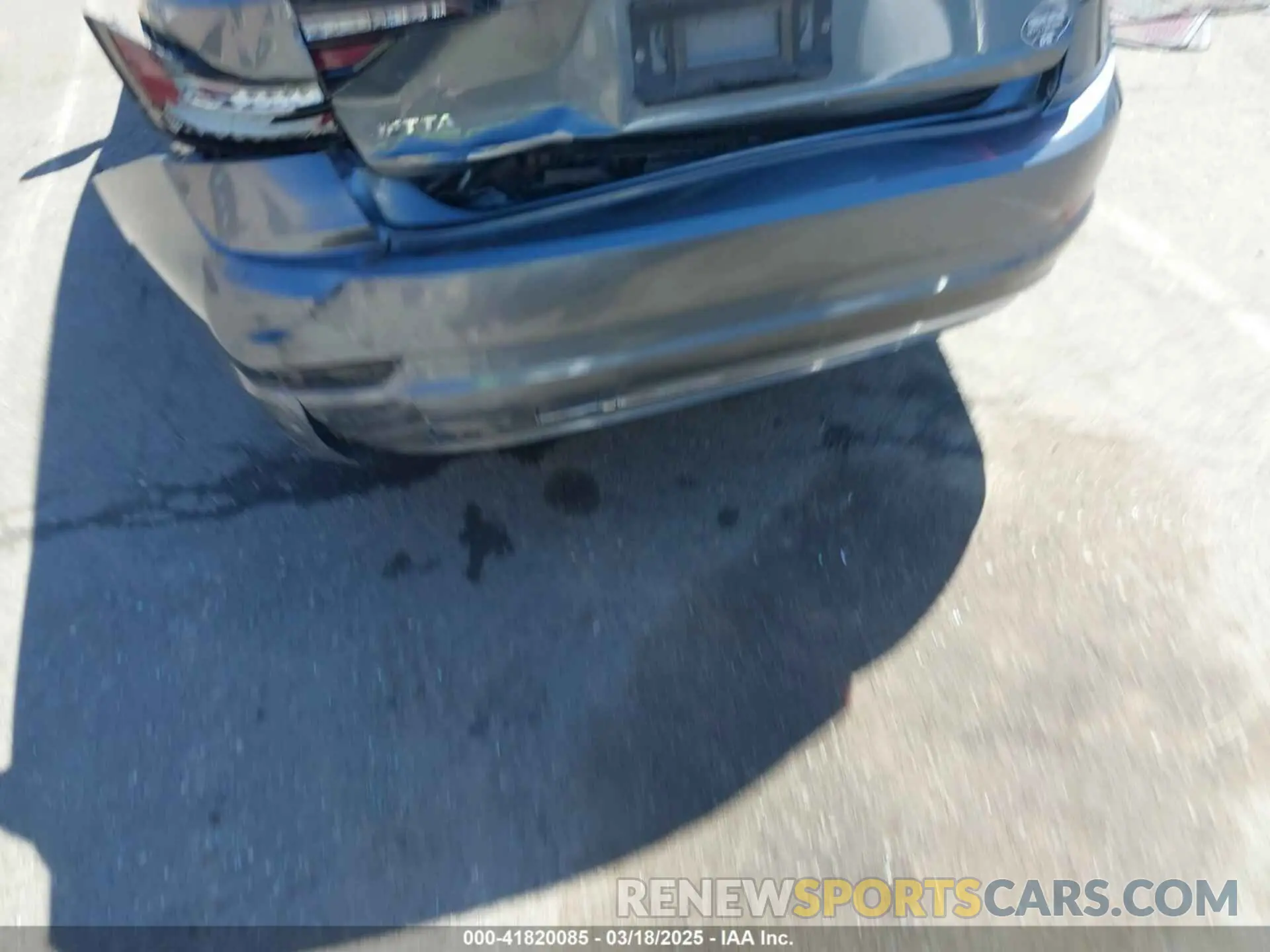 16 Photograph of a damaged car 3VWC57BU4KM039422 VOLKSWAGEN JETTA 2019