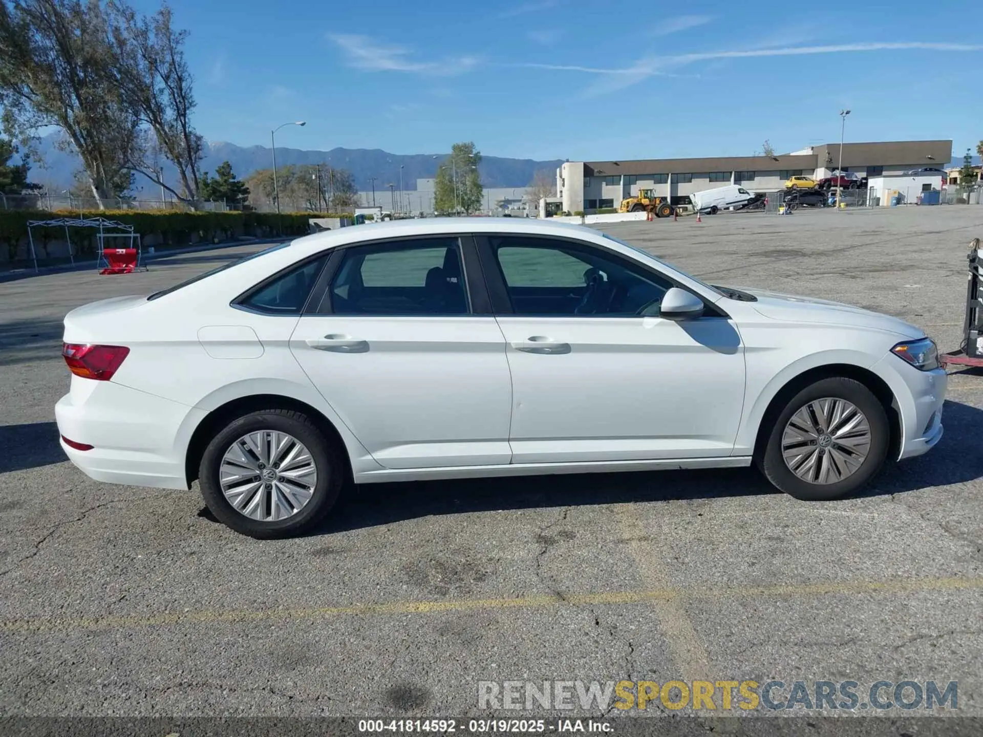 13 Photograph of a damaged car 3VWC57BU4KM057788 VOLKSWAGEN JETTA 2019