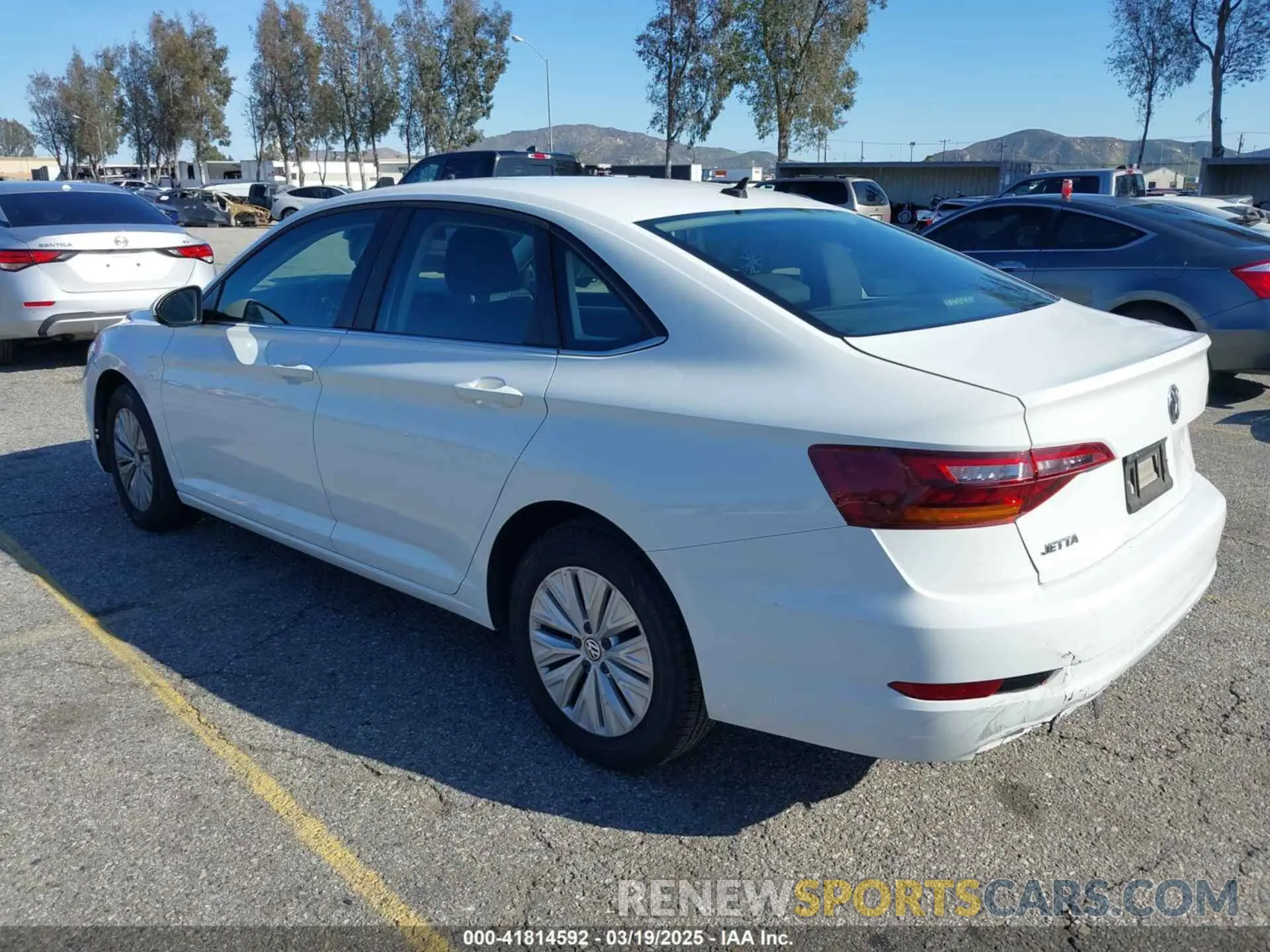 3 Photograph of a damaged car 3VWC57BU4KM057788 VOLKSWAGEN JETTA 2019