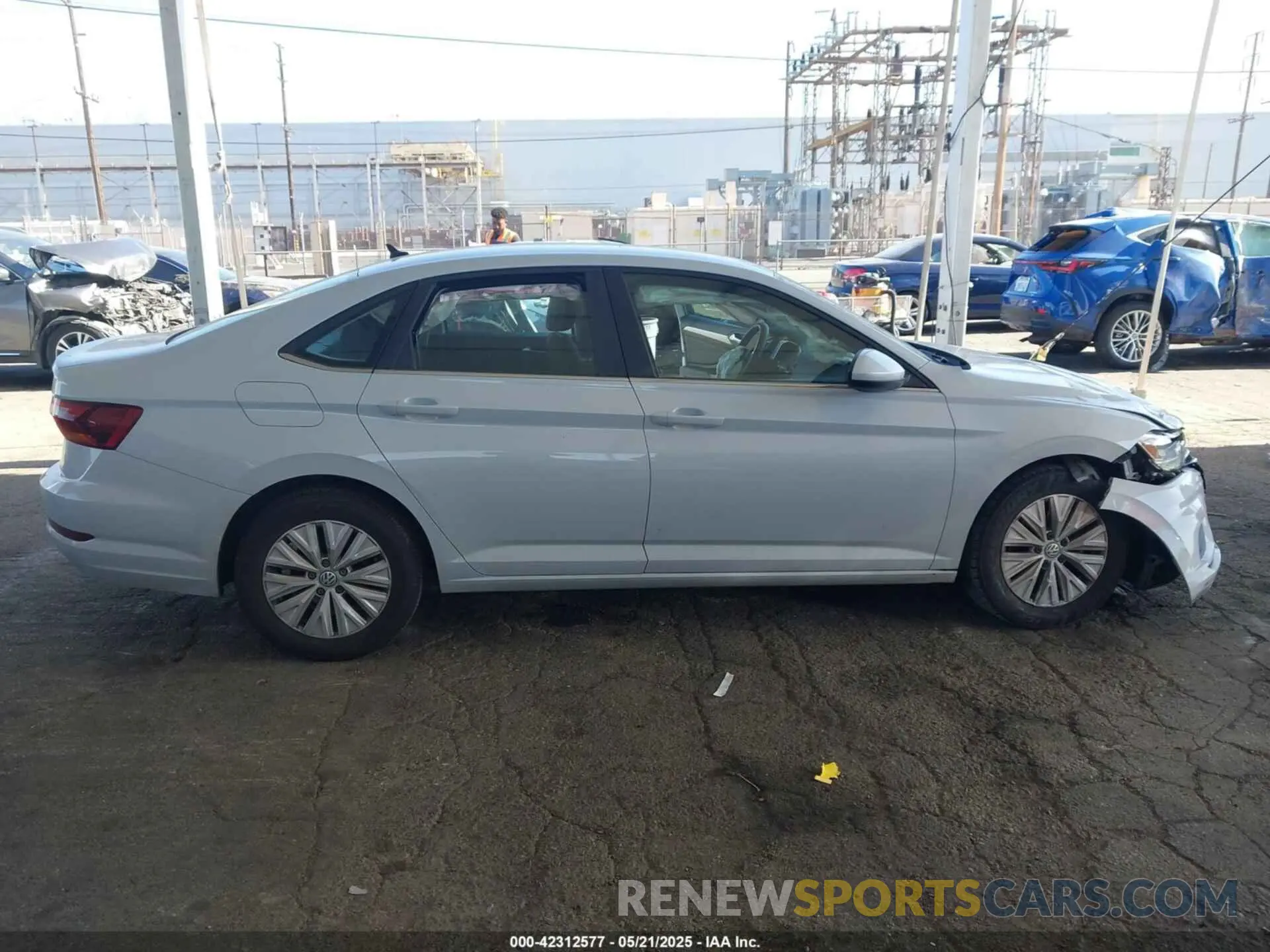 13 Photograph of a damaged car 3VWC57BU4KM074087 VOLKSWAGEN JETTA 2019