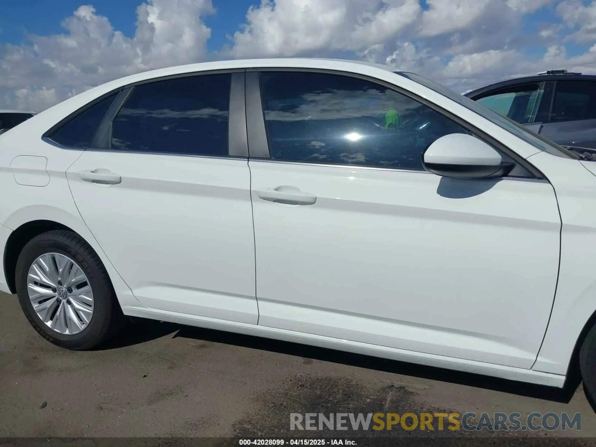 14 Photograph of a damaged car 3VWC57BU4KM089706 VOLKSWAGEN JETTA 2019