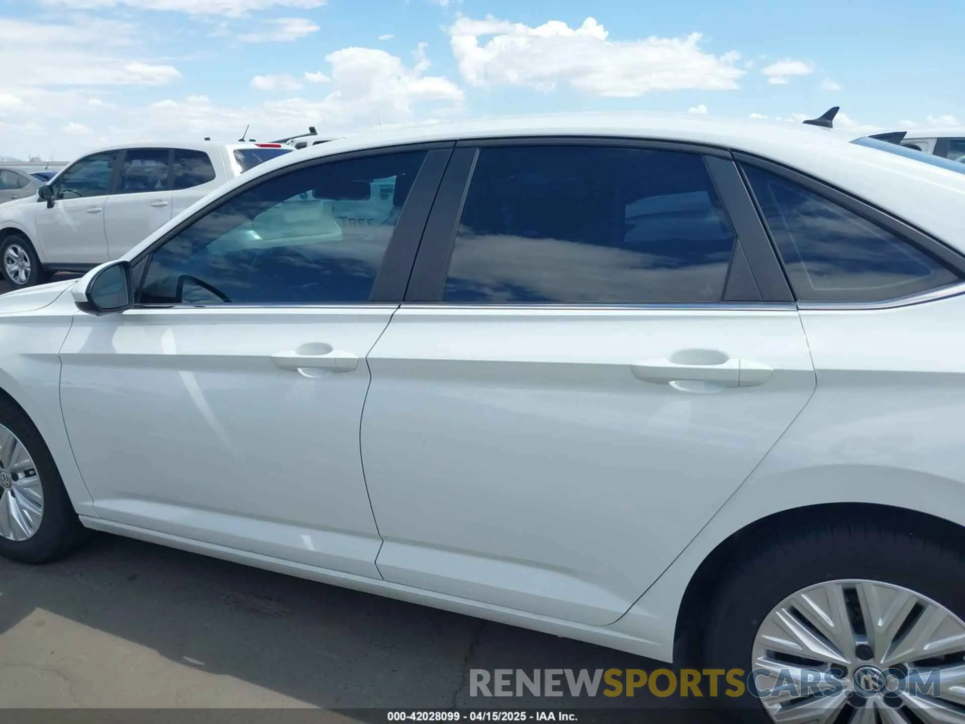 15 Photograph of a damaged car 3VWC57BU4KM089706 VOLKSWAGEN JETTA 2019