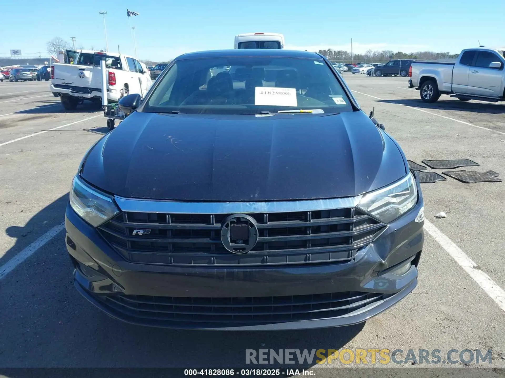 12 Photograph of a damaged car 3VWC57BU4KM098339 VOLKSWAGEN JETTA 2019