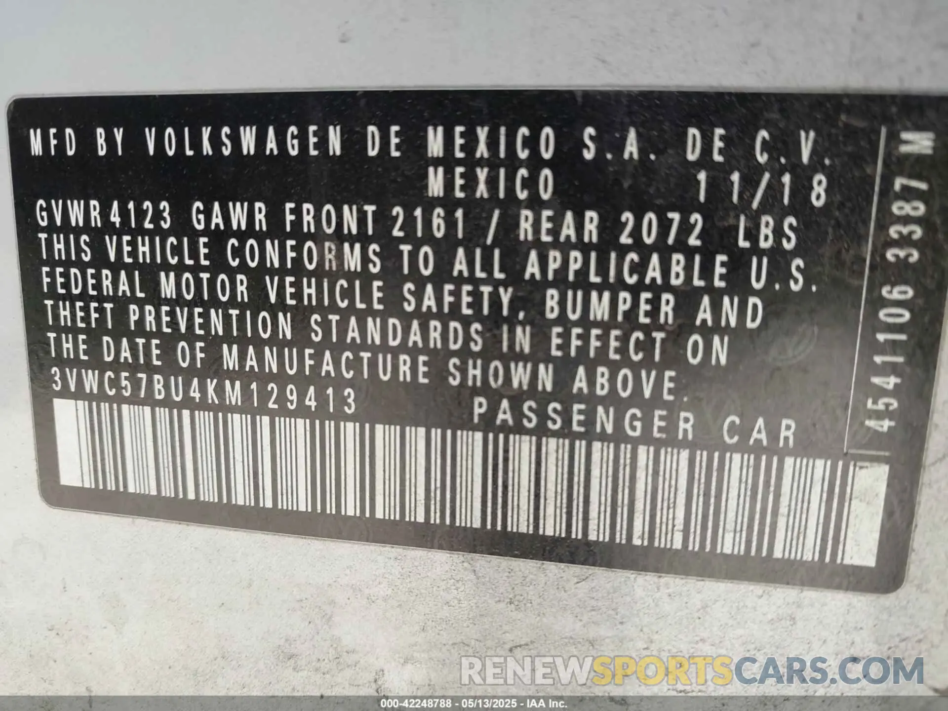 9 Photograph of a damaged car 3VWC57BU4KM129413 VOLKSWAGEN JETTA 2019