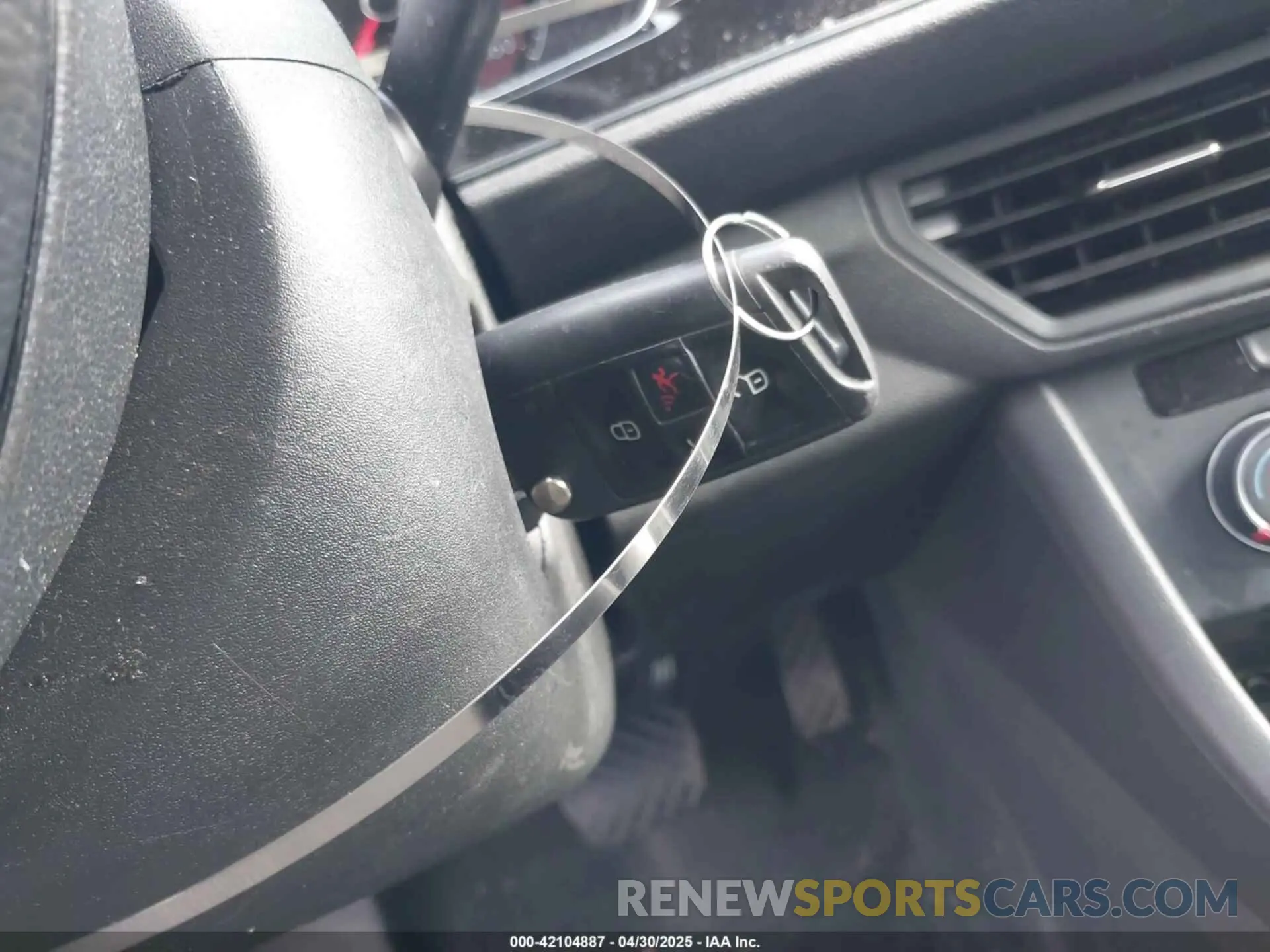 11 Photograph of a damaged car 3VWC57BU4KM170737 VOLKSWAGEN JETTA 2019