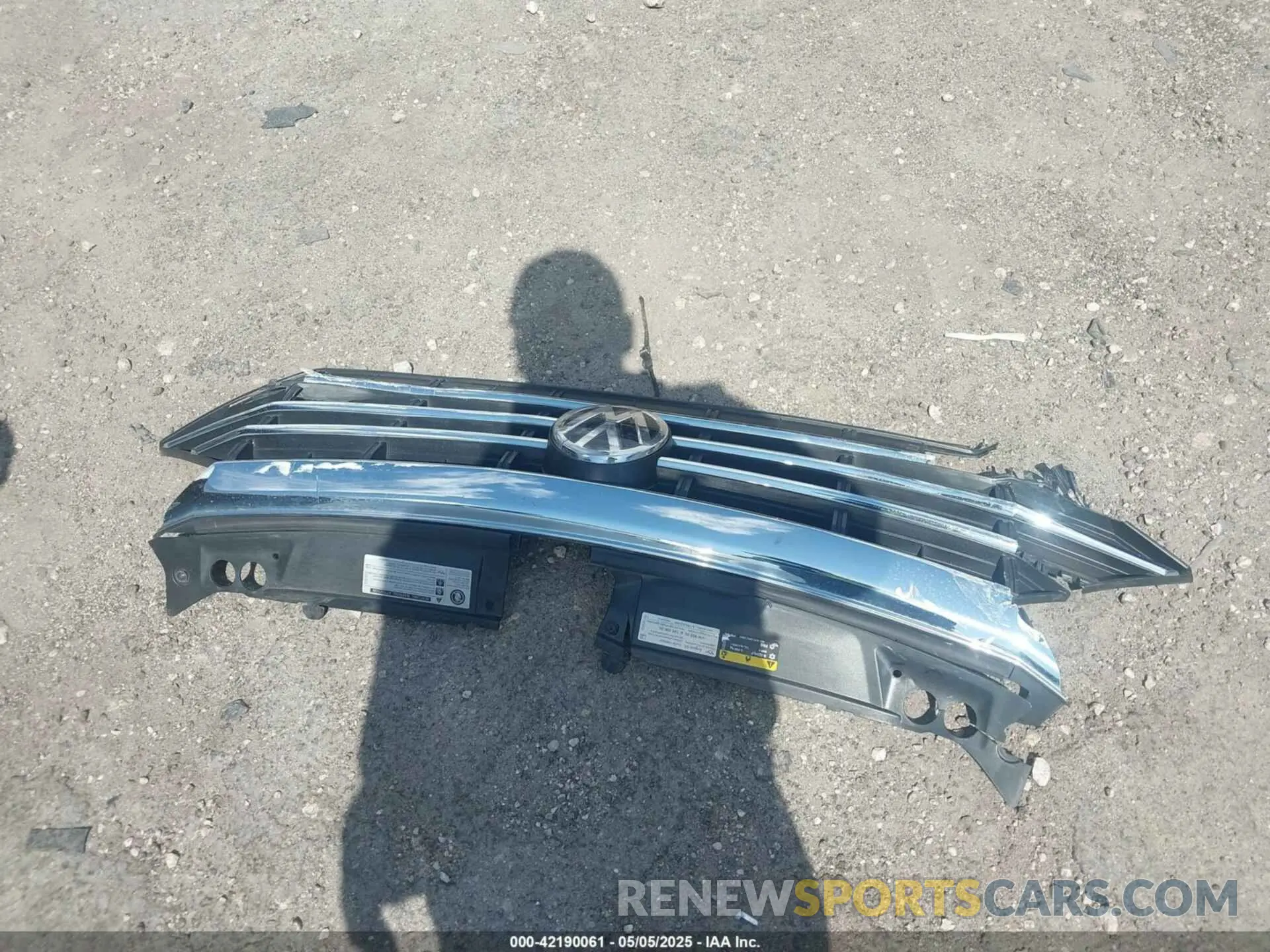 12 Photograph of a damaged car 3VWC57BU4KM201713 VOLKSWAGEN JETTA 2019