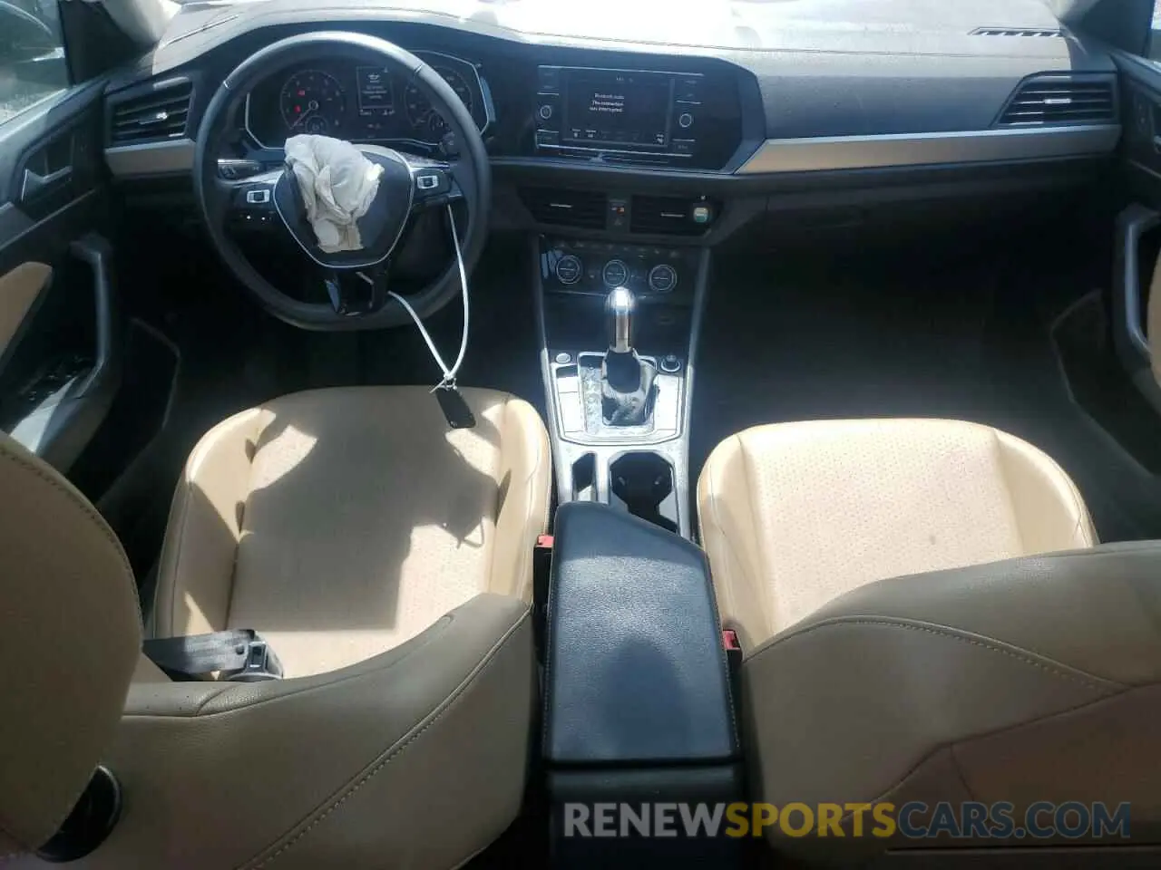 8 Photograph of a damaged car 3VWC57BU4KM220374 VOLKSWAGEN JETTA 2019