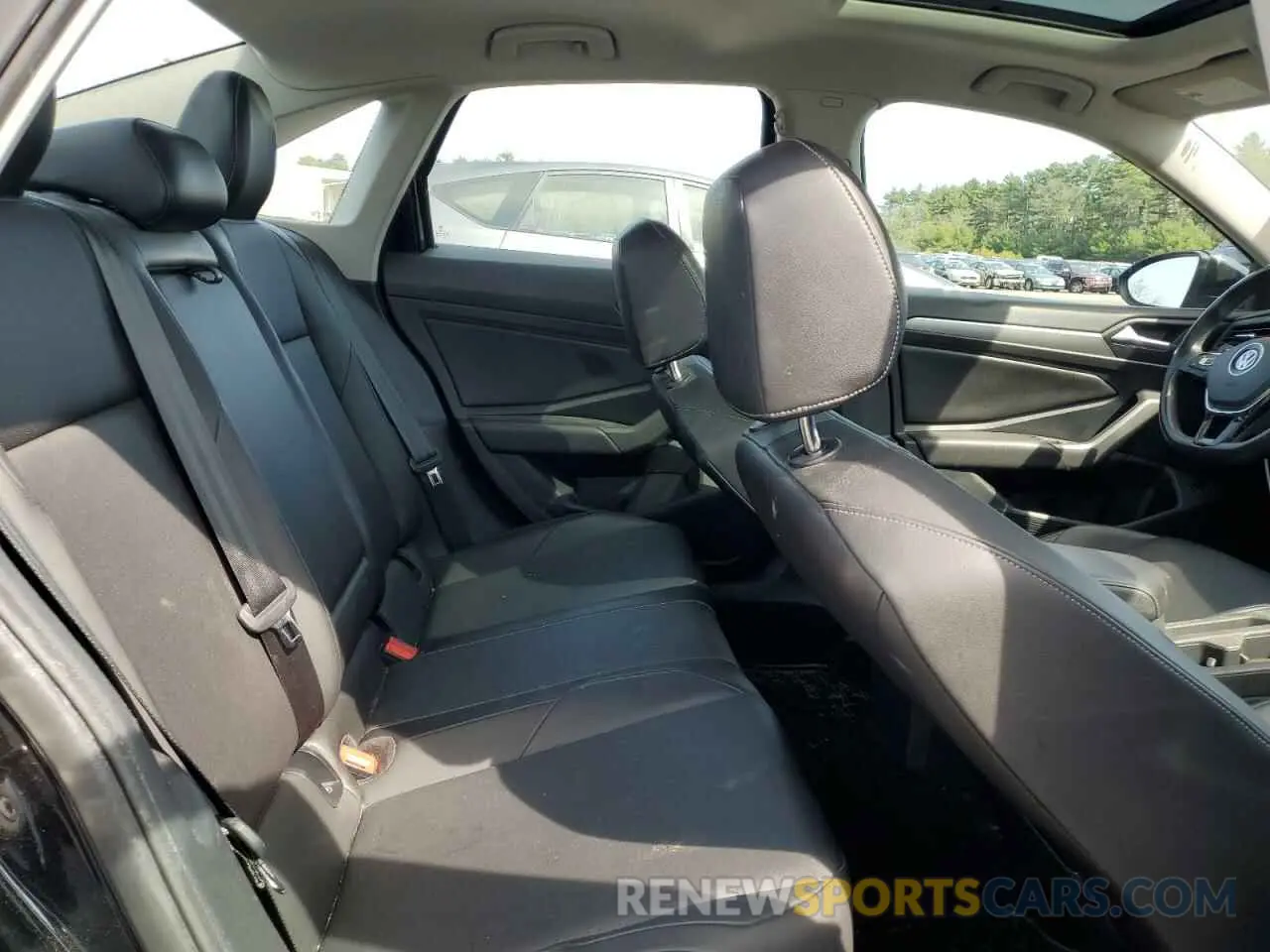 10 Photograph of a damaged car 3VWC57BU5KM007983 VOLKSWAGEN JETTA 2019