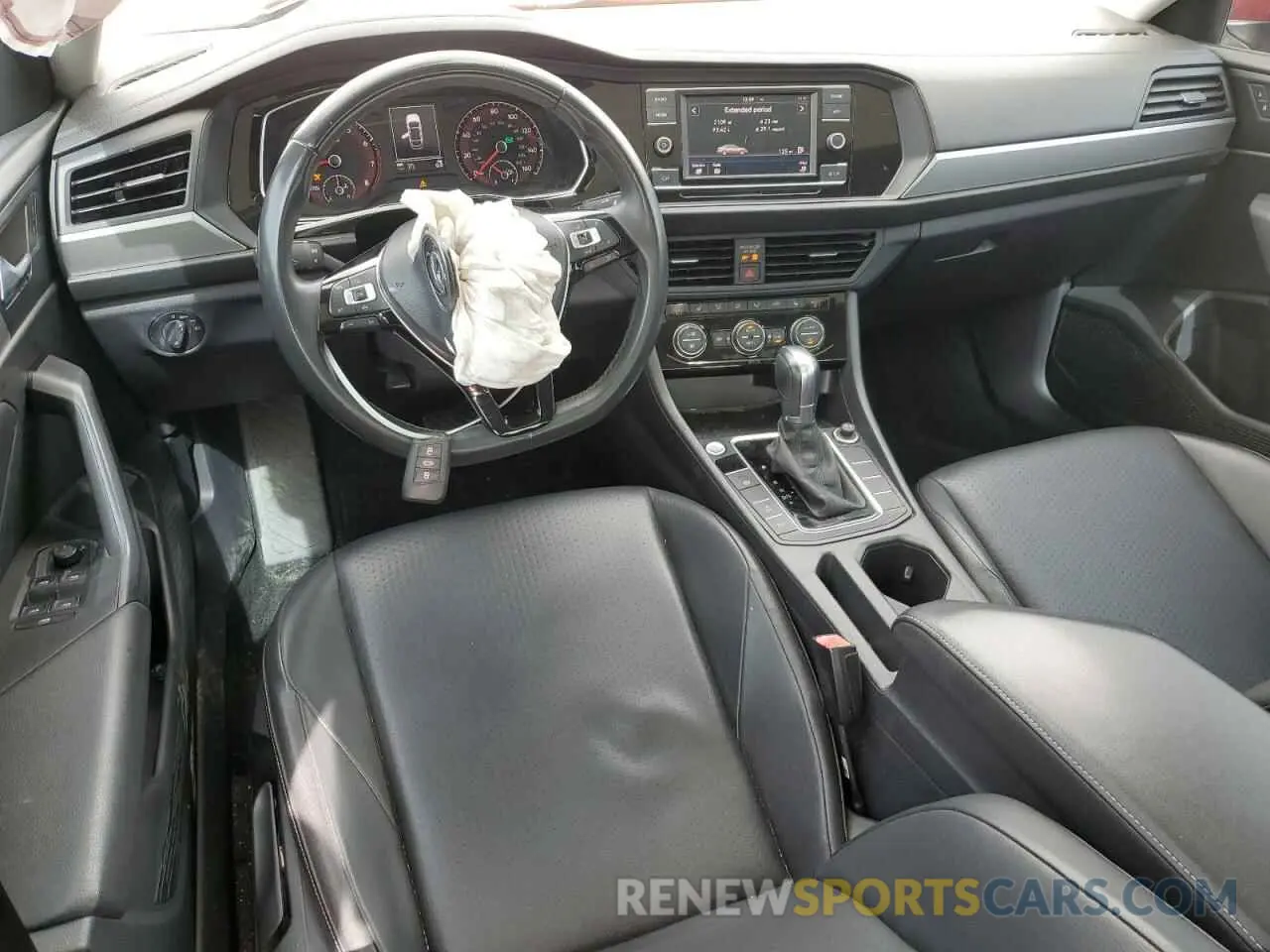 8 Photograph of a damaged car 3VWC57BU5KM032625 VOLKSWAGEN JETTA 2019
