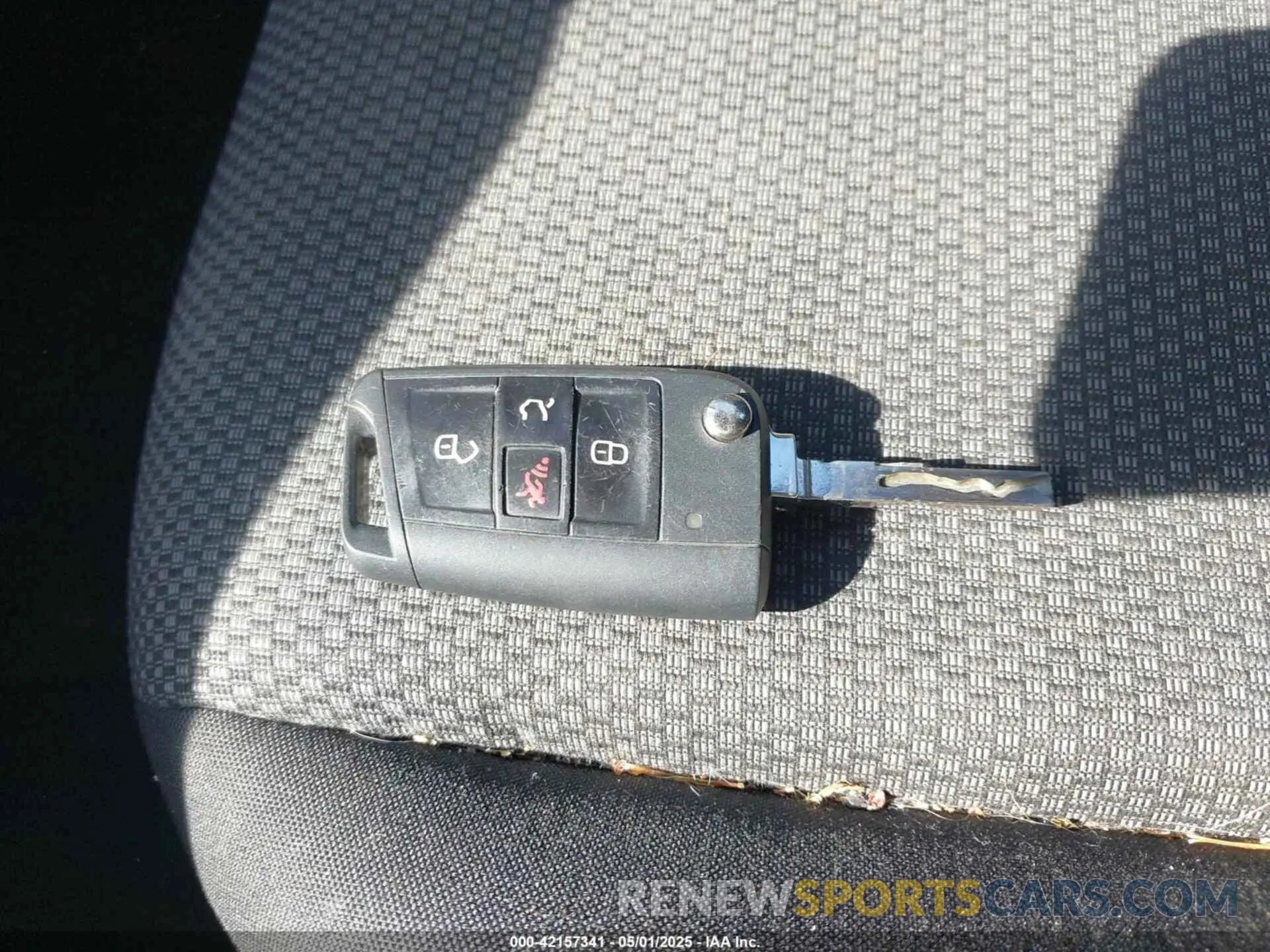 11 Photograph of a damaged car 3VWC57BU5KM047920 VOLKSWAGEN JETTA 2019