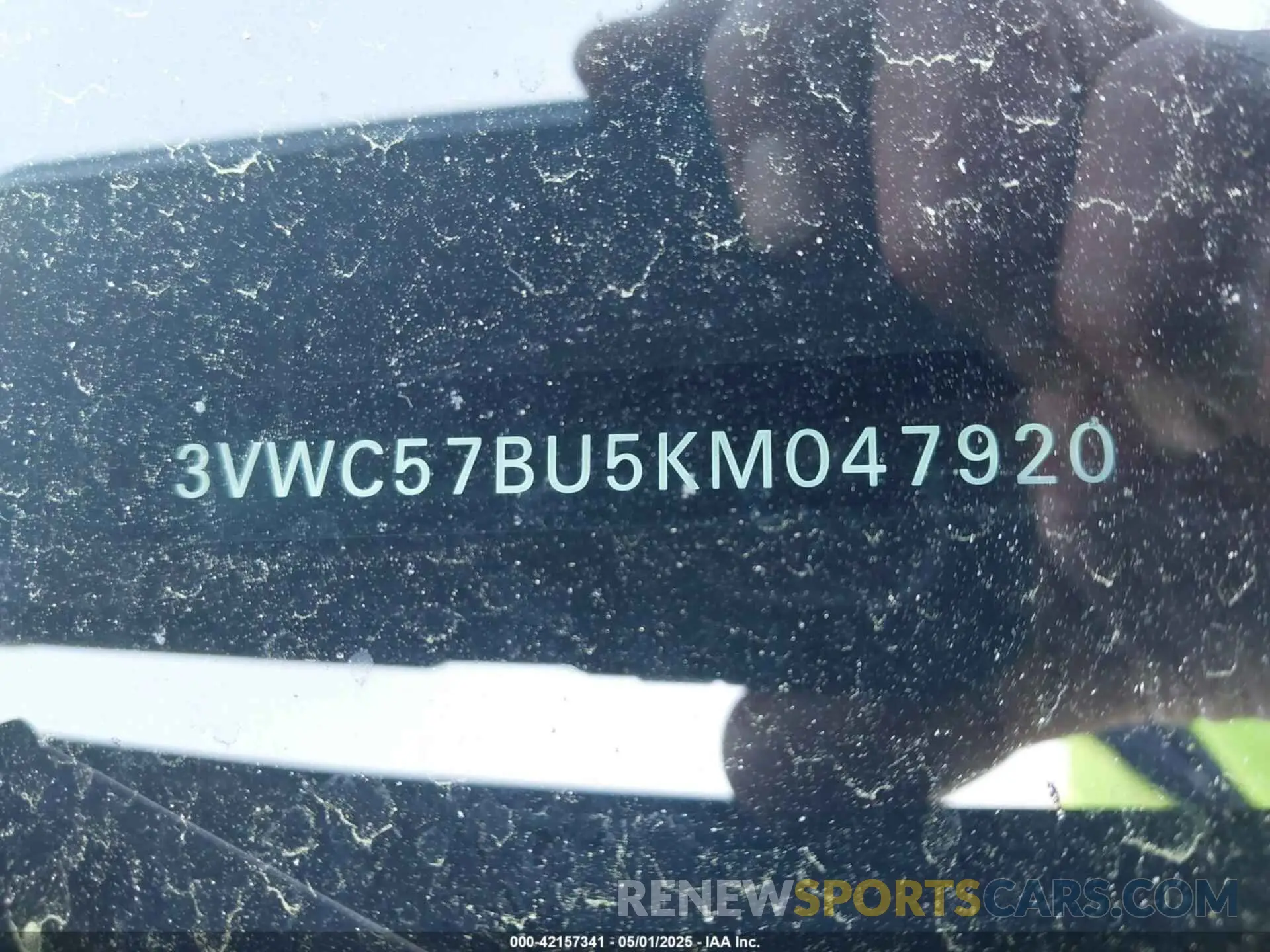 9 Photograph of a damaged car 3VWC57BU5KM047920 VOLKSWAGEN JETTA 2019
