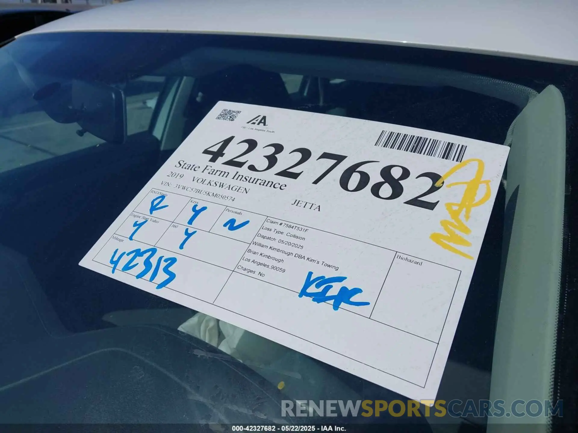 18 Photograph of a damaged car 3VWC57BU5KM050574 VOLKSWAGEN JETTA 2019