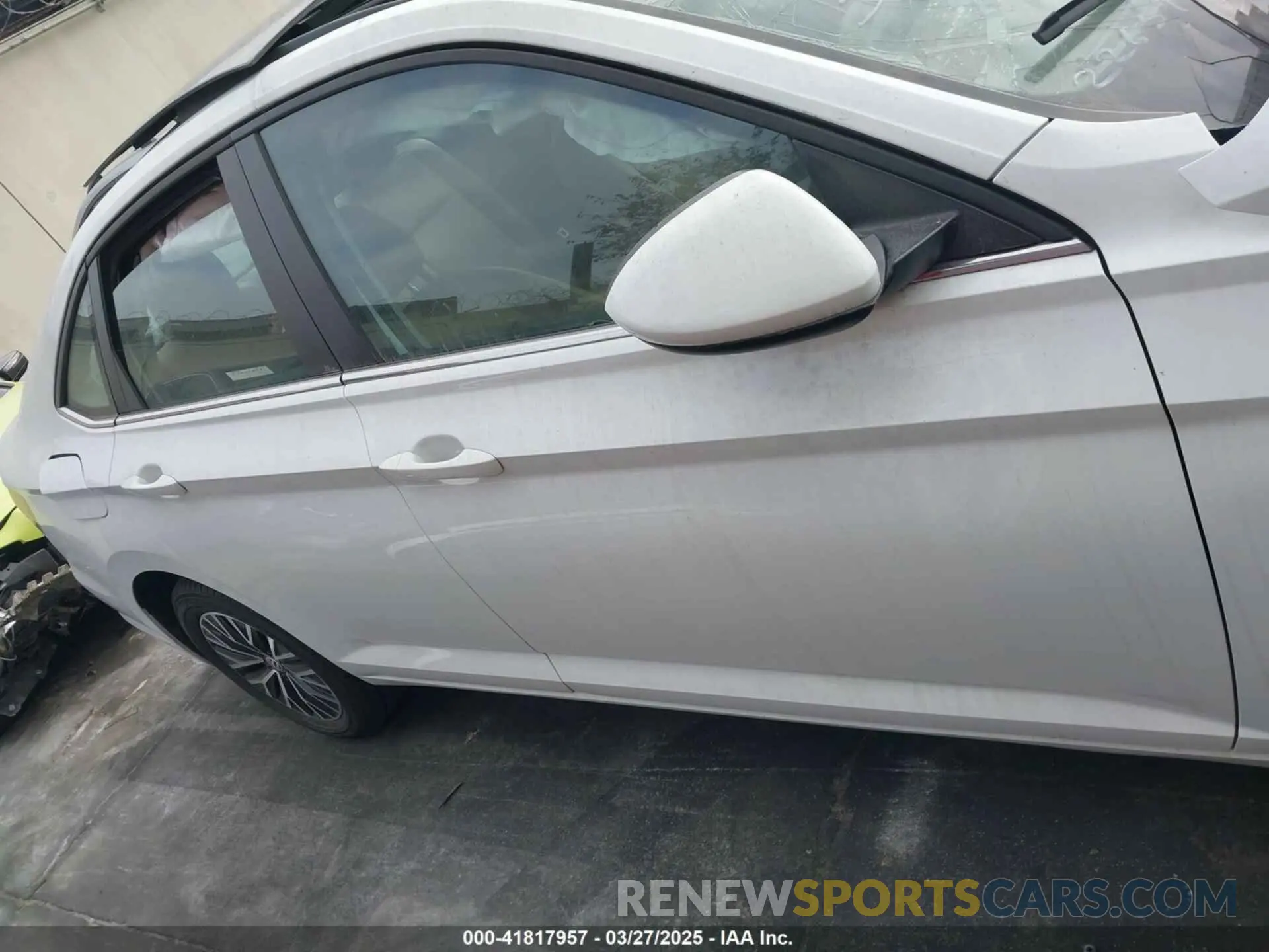 14 Photograph of a damaged car 3VWC57BU5KM064216 VOLKSWAGEN JETTA 2019