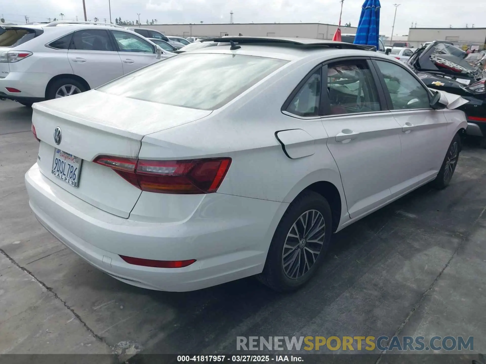 4 Photograph of a damaged car 3VWC57BU5KM064216 VOLKSWAGEN JETTA 2019