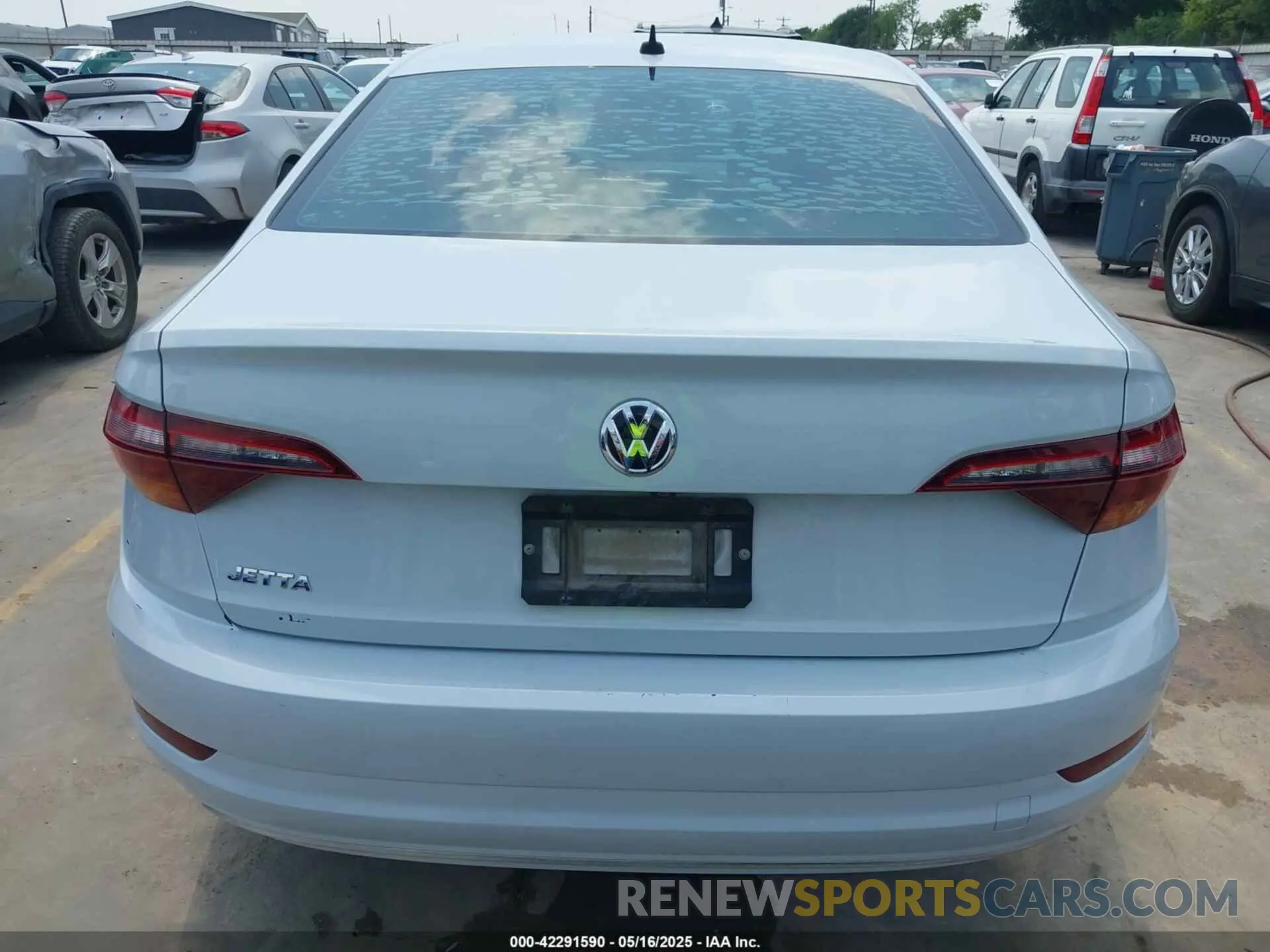 17 Photograph of a damaged car 3VWC57BU5KM067343 VOLKSWAGEN JETTA 2019
