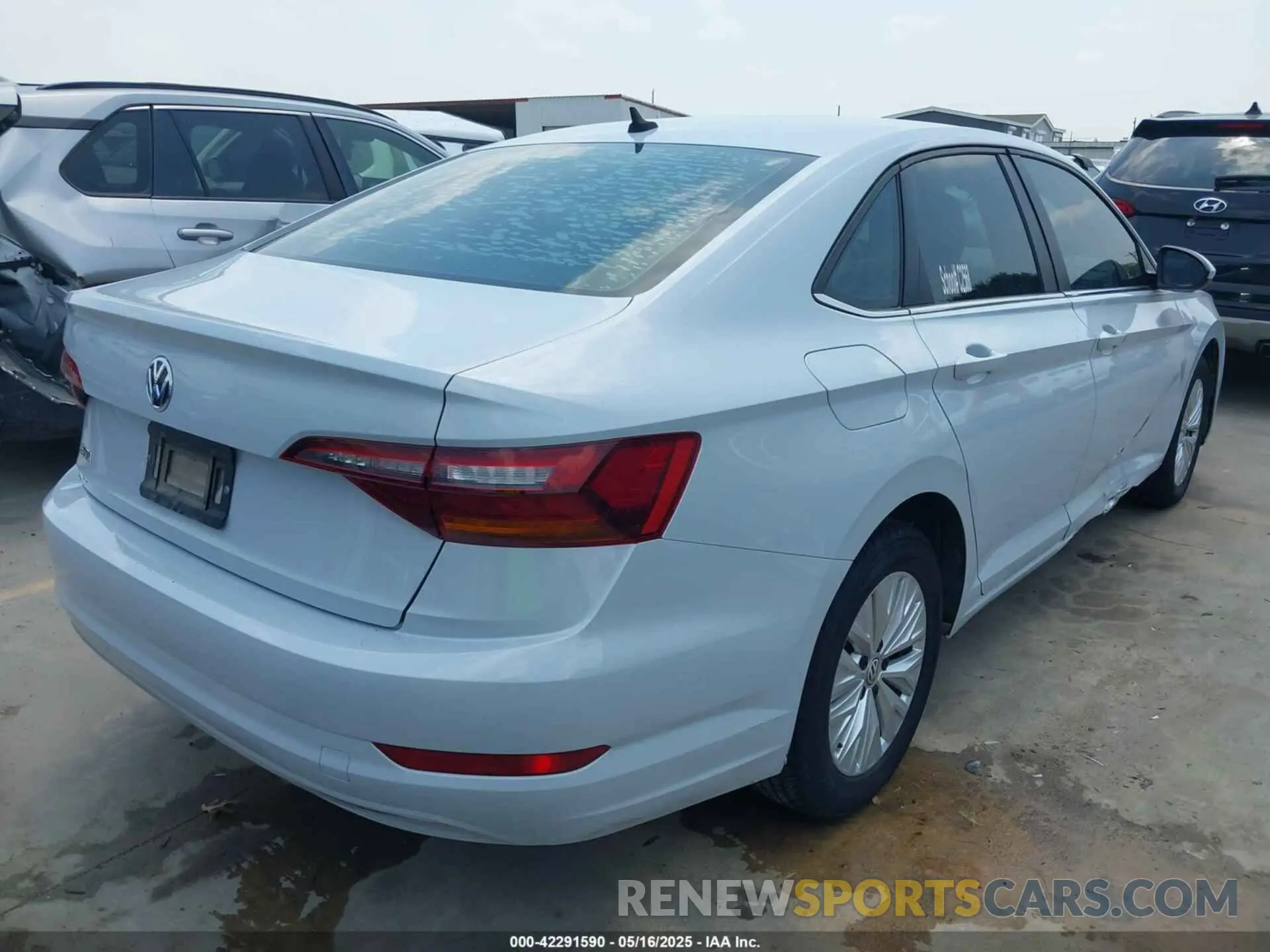 4 Photograph of a damaged car 3VWC57BU5KM067343 VOLKSWAGEN JETTA 2019