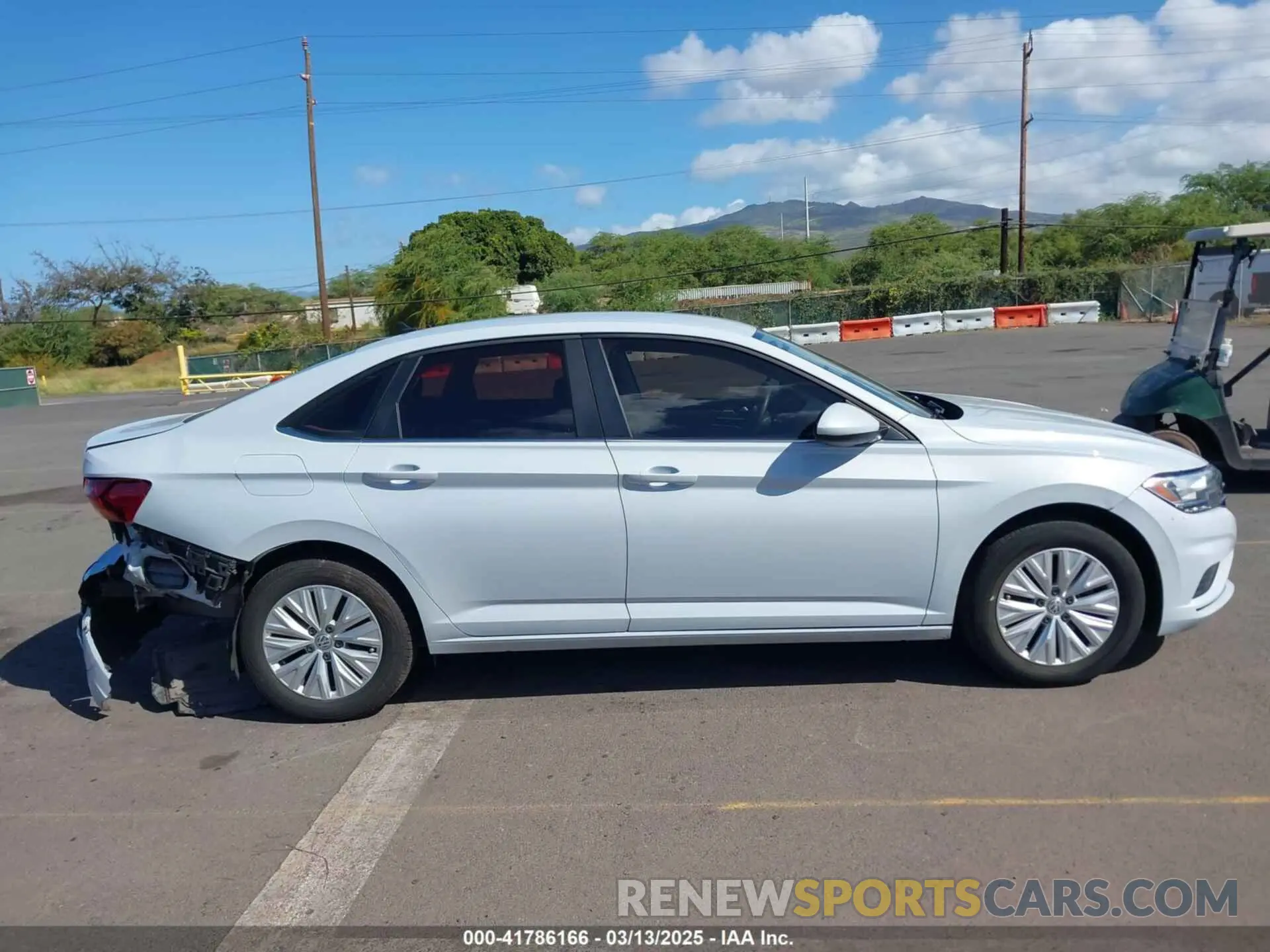 13 Photograph of a damaged car 3VWC57BU5KM069769 VOLKSWAGEN JETTA 2019