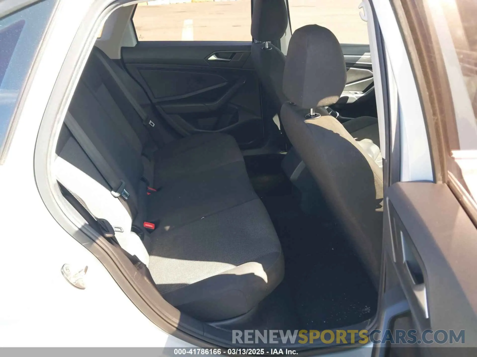 8 Photograph of a damaged car 3VWC57BU5KM069769 VOLKSWAGEN JETTA 2019