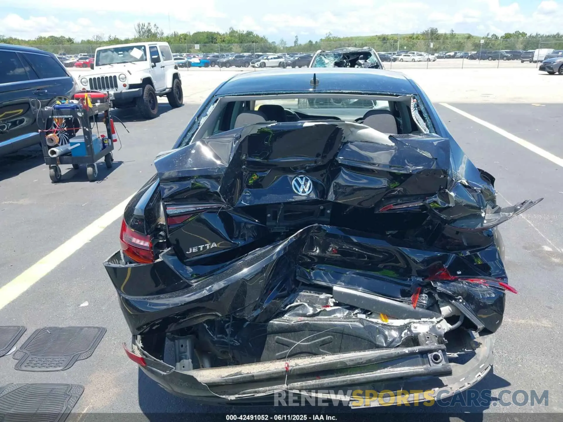 16 Photograph of a damaged car 3VWC57BU5KM083543 VOLKSWAGEN JETTA 2019