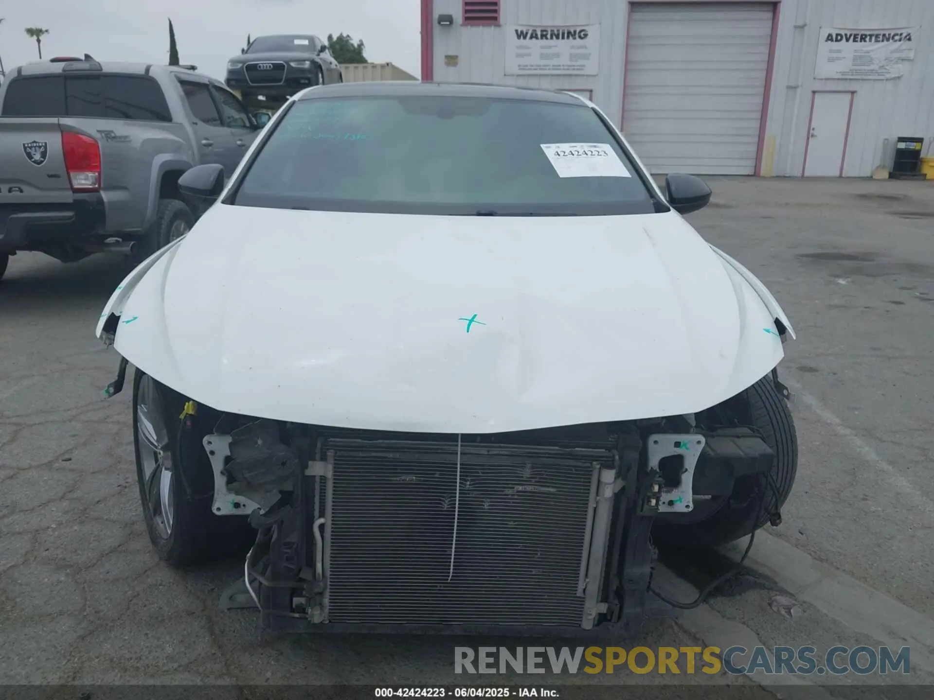 13 Photograph of a damaged car 3VWC57BU5KM098768 VOLKSWAGEN JETTA 2019