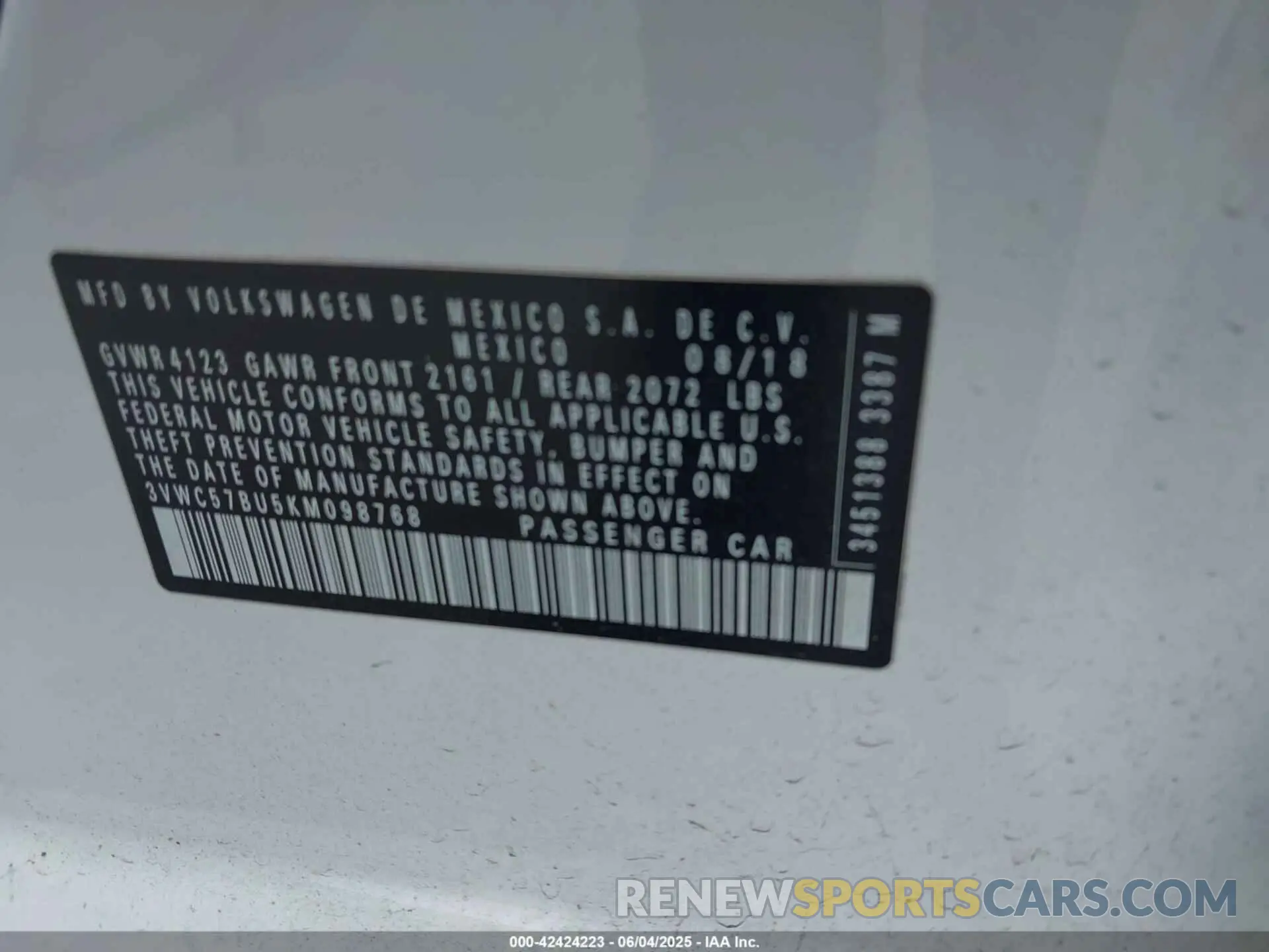 9 Photograph of a damaged car 3VWC57BU5KM098768 VOLKSWAGEN JETTA 2019