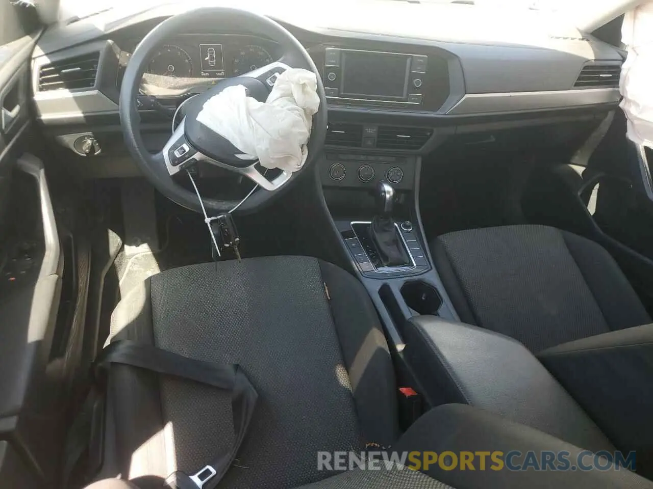 8 Photograph of a damaged car 3VWC57BU5KM111602 VOLKSWAGEN JETTA 2019